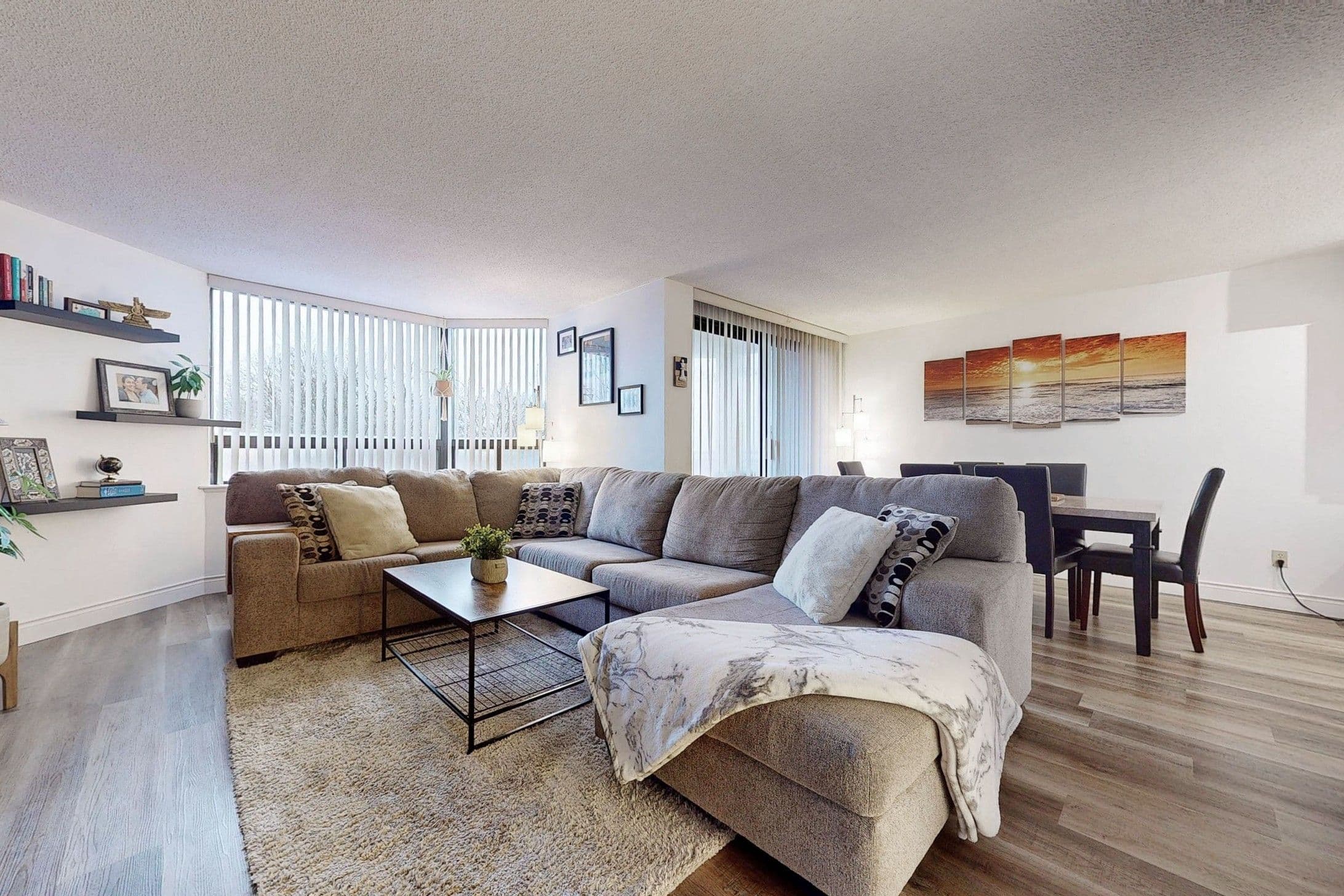 688 Preston Parkway 403, Cambridge, ON N3H 5K6