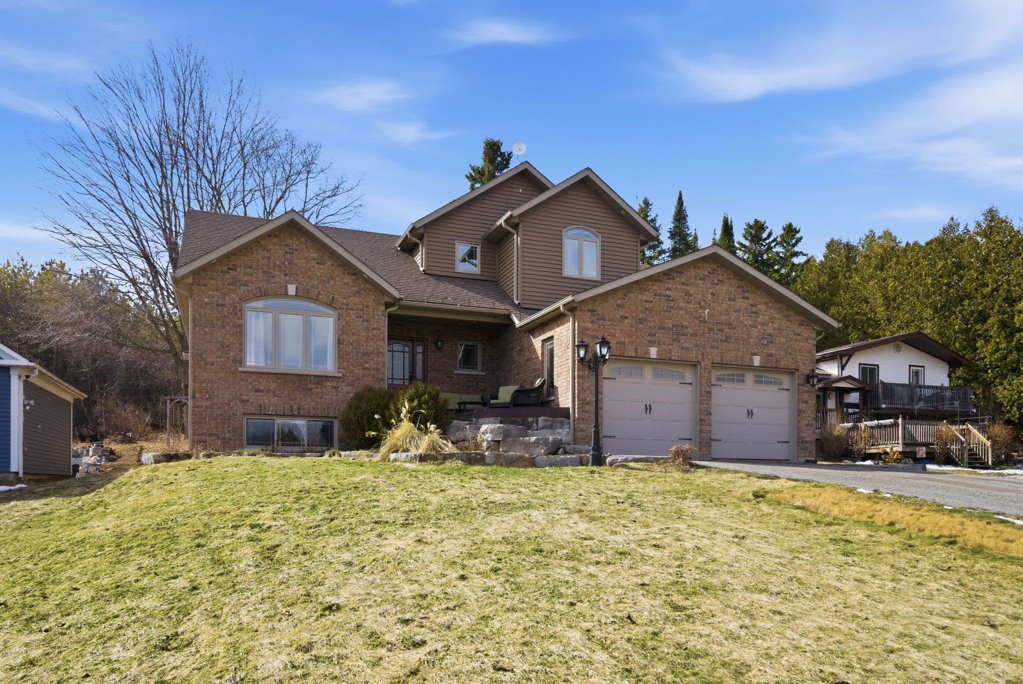 332 Carnegie Beach Road, Scugog, ON L9L 1B6
