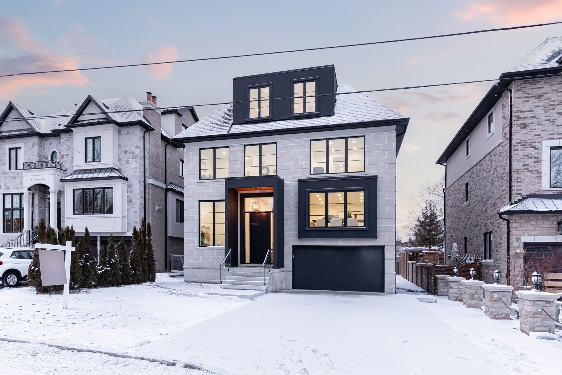 642 Annland Street, Pickering, ON L1W 1B1