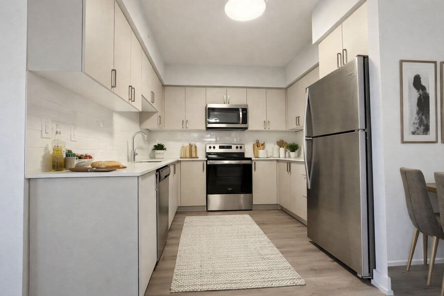 1475 Whites Road 403, Pickering, ON L1V 0H3