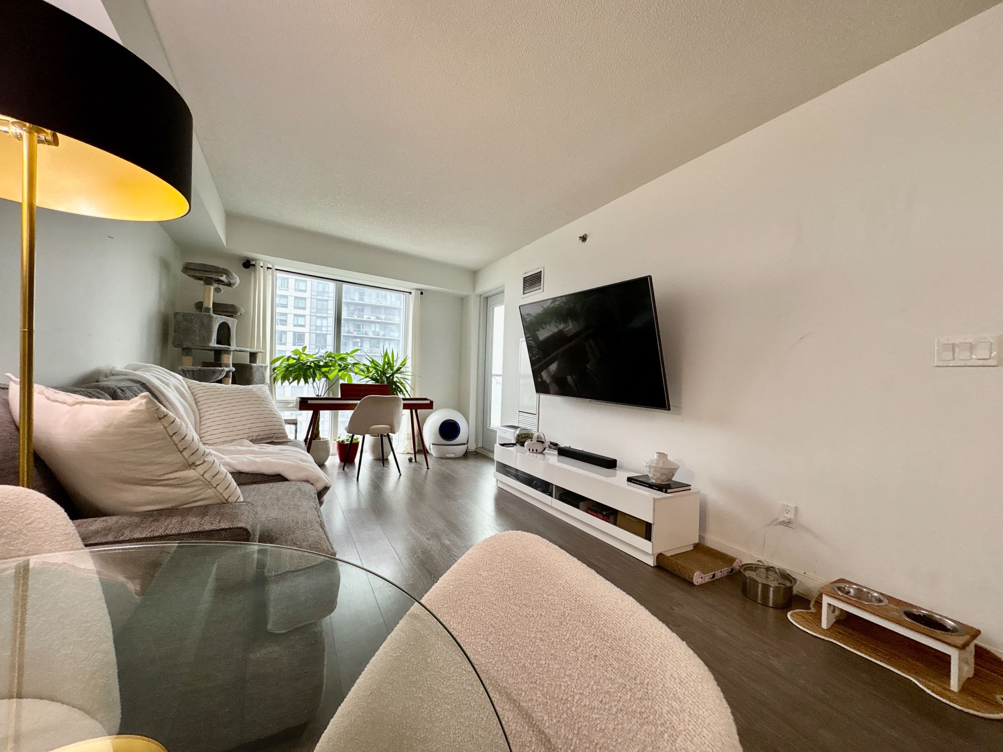 185 Bonis Avenue 915, Toronto E05, ON M1T 0A4