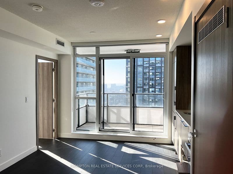 38 Widmer Street 4307, Toronto C01, ON M5V 0P7