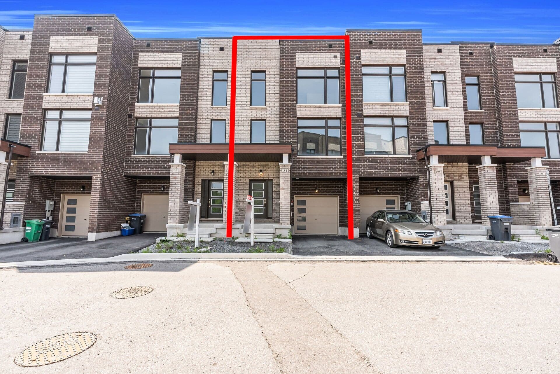 34 Queenpost Drive E, Brampton, ON L6Y 6L2