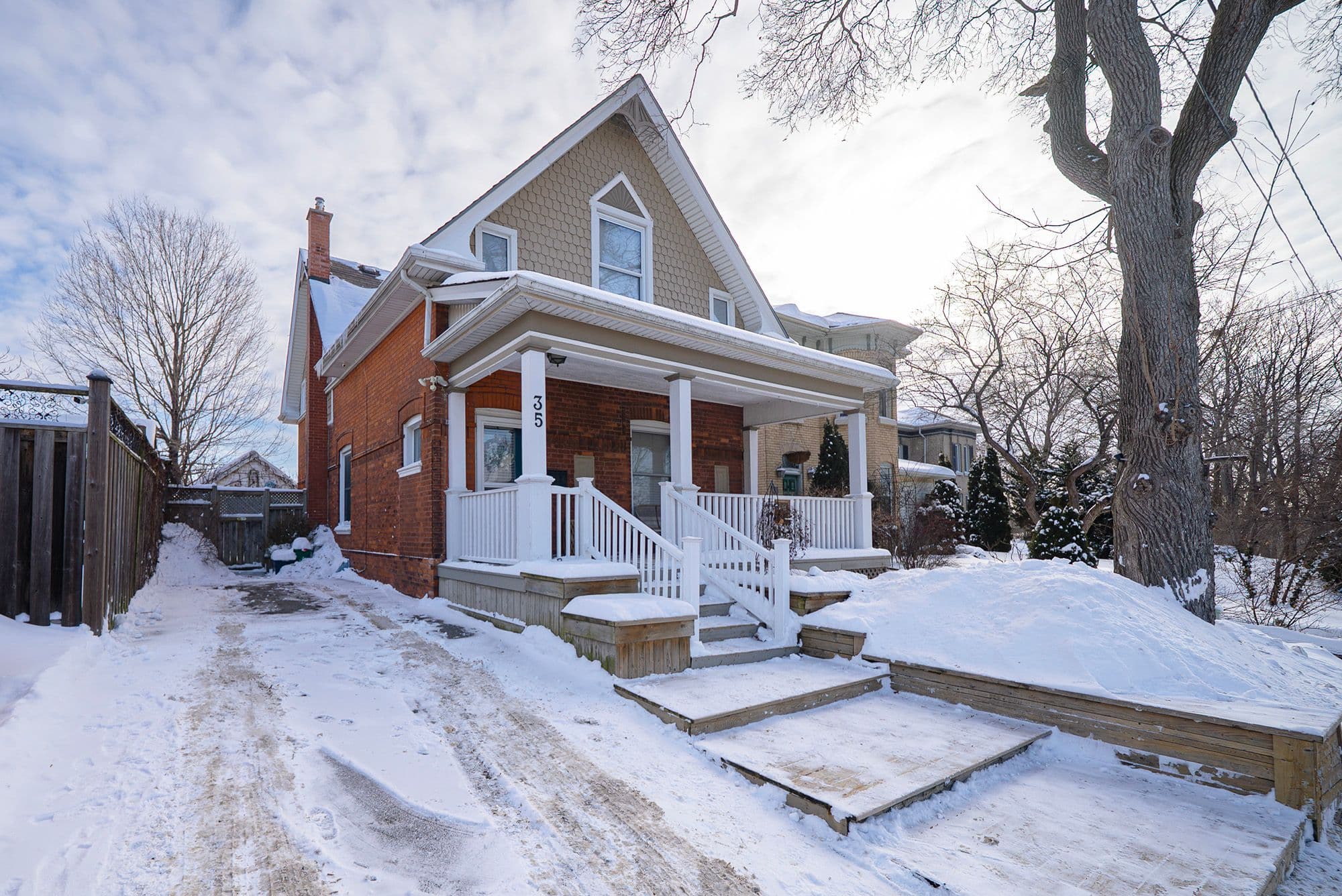 35 Murray Street, Brantford, ON N3S 5N4