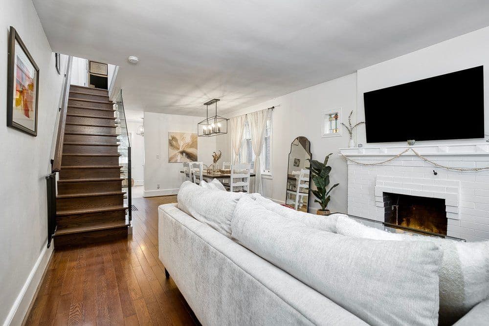 554 Balliol Street, Toronto C10, ON M4S 1E5