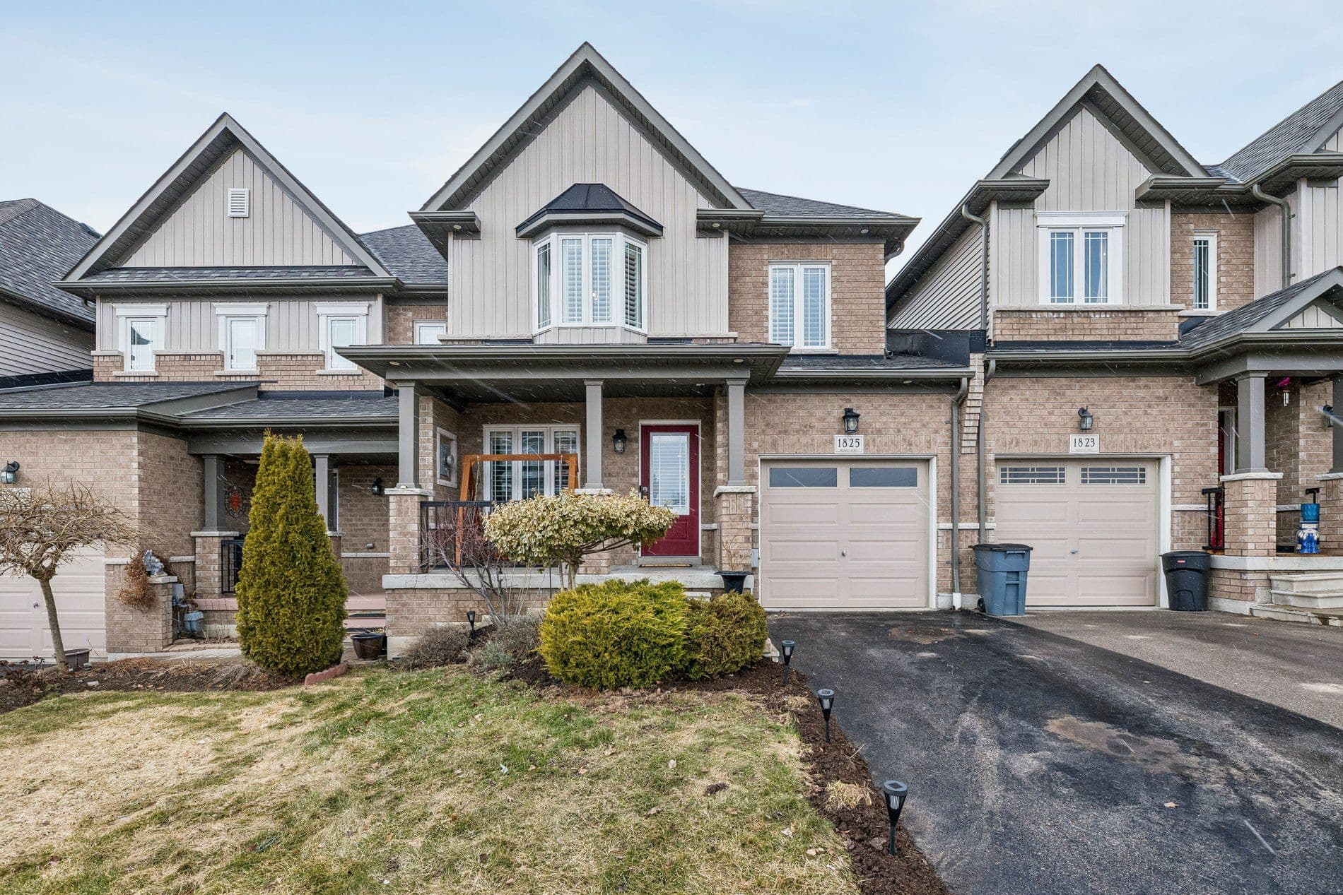 1825 Silverstone Crescent, Oshawa, ON L1K 0V6