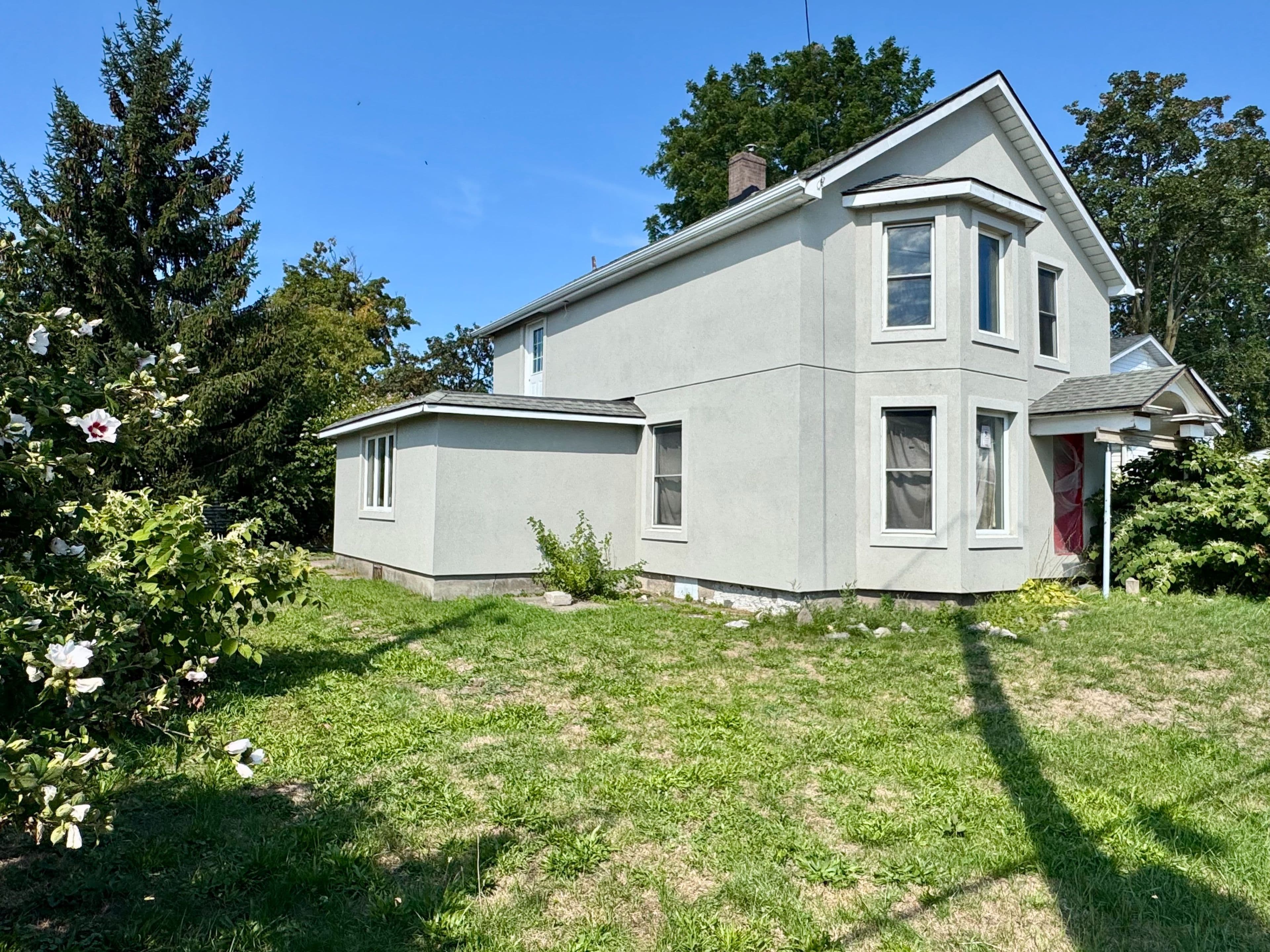 144 Waterloo Street, Fort Erie, ON L2A 3K2