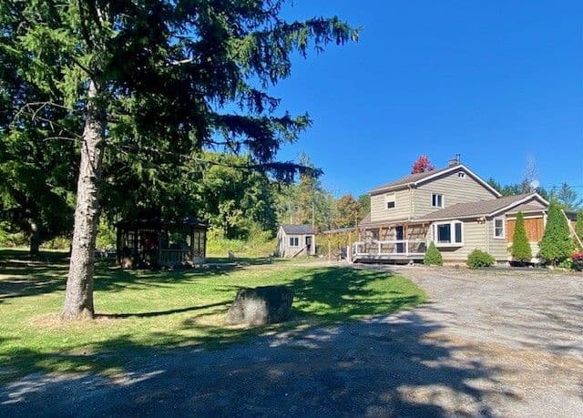 4011 Millar Crescent, Burlington, ON L7R 3X4