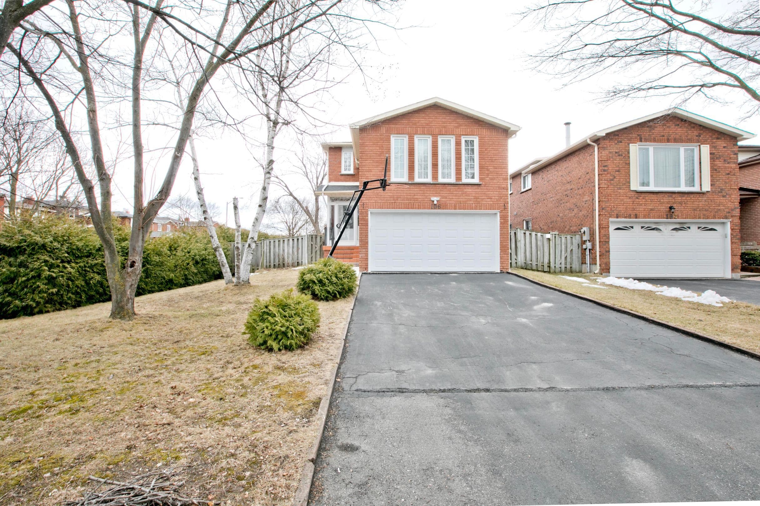 106 Danjohn Crescent, Toronto E07, ON M1V 3N4