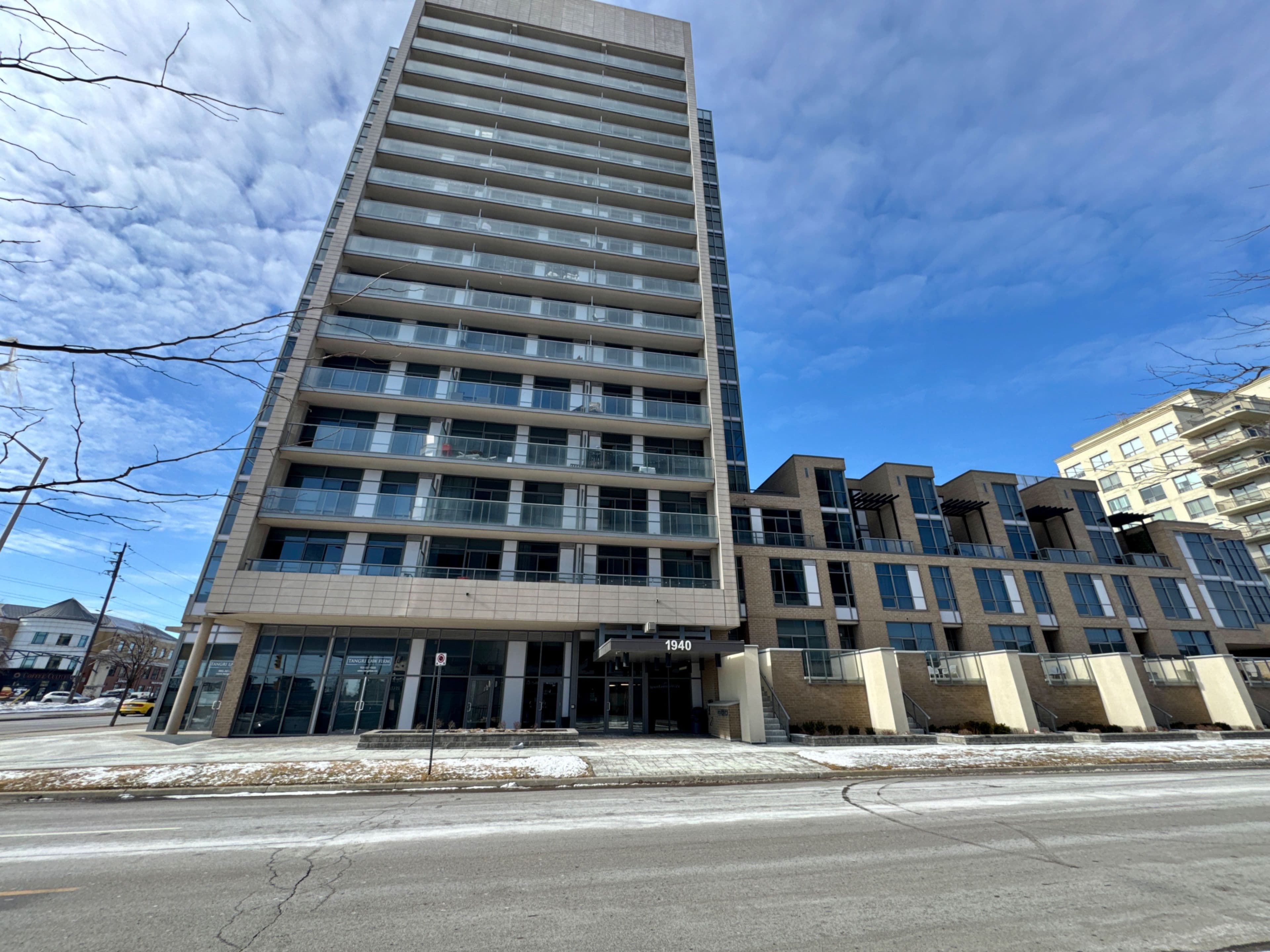 1940 Ironstone Drive 809, Burlington, ON L7L 0E4