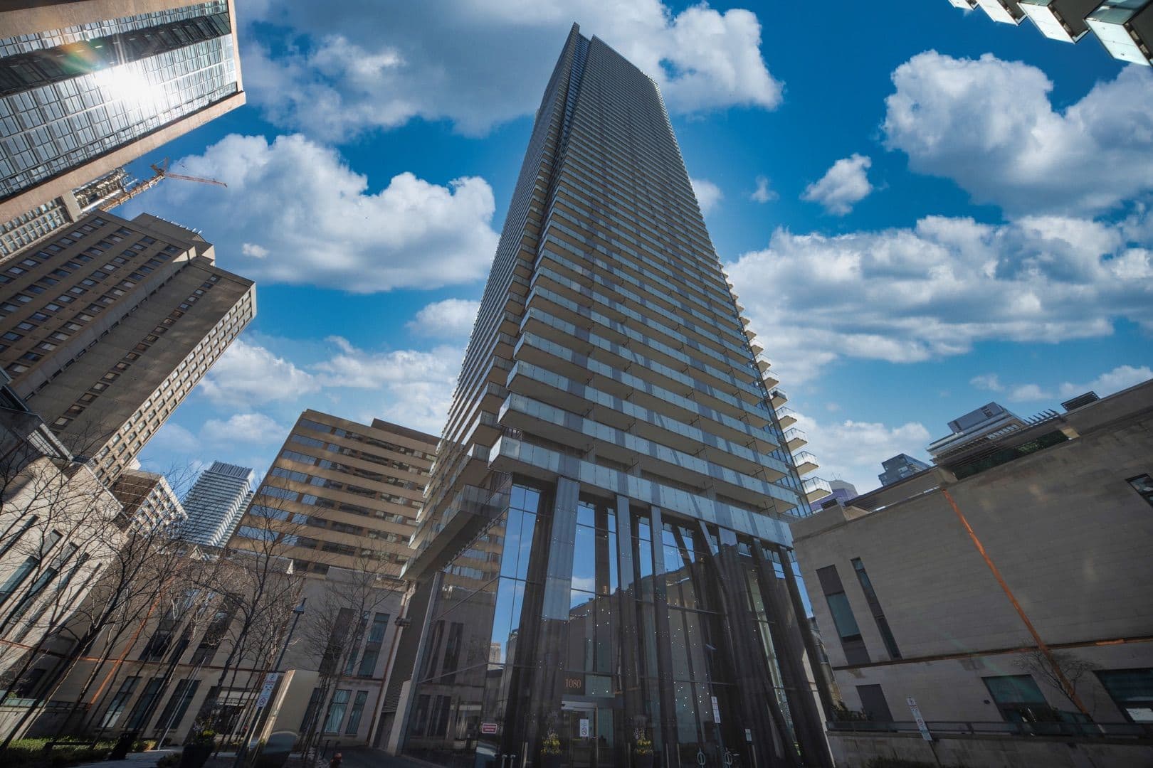 1080 Bay Street 2104, Toronto C01, ON M5S 0A5