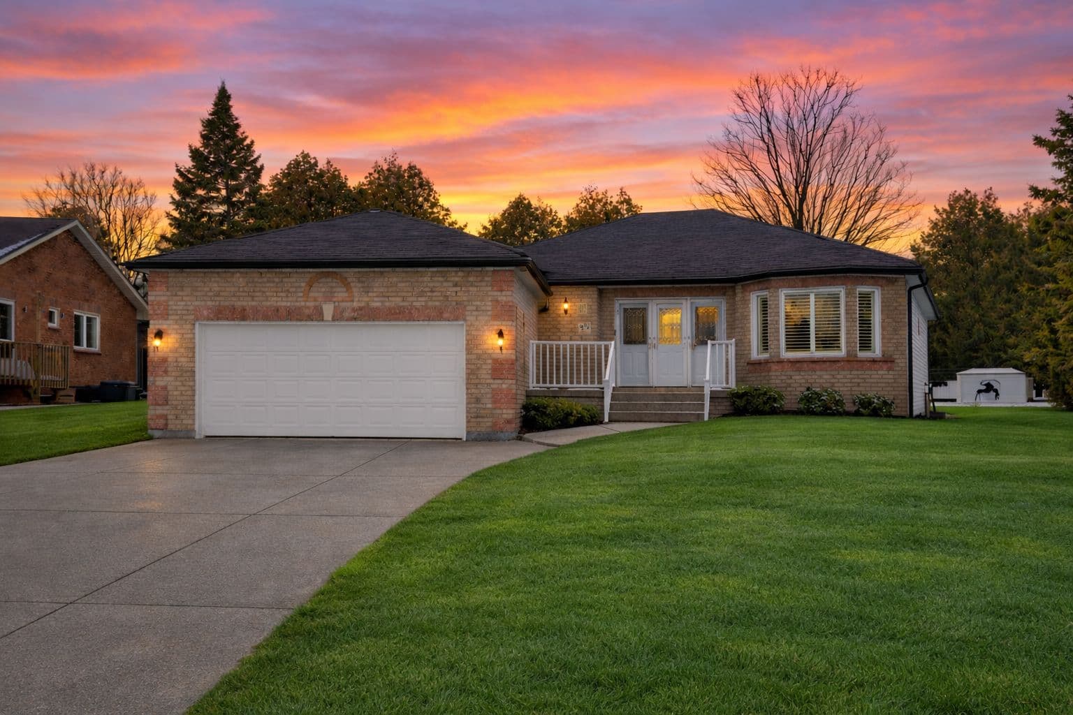 22 Britton Court, Wasaga Beach, ON L9Z 1C1