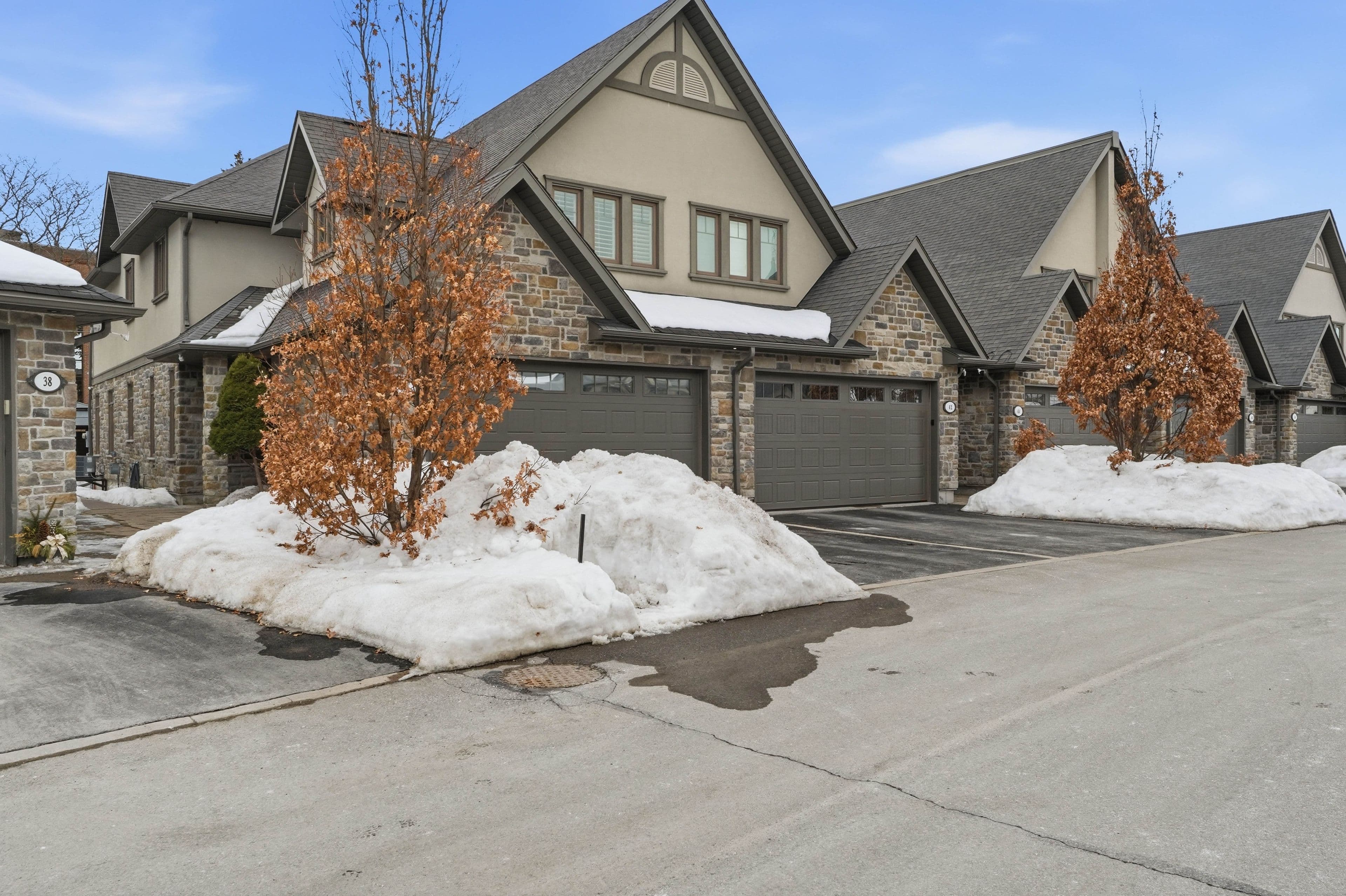 24 South Church Street 40, Belleville, ON K8N 0A9