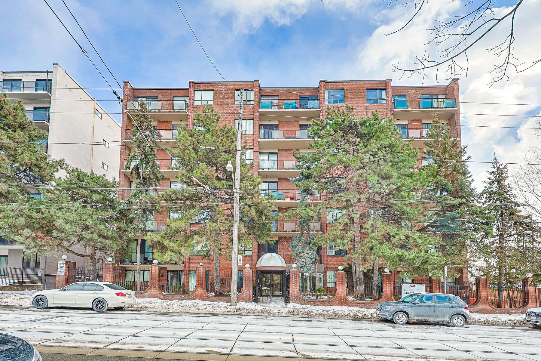 485 Kingston Road 615, Toronto E02, ON M4L 1V6