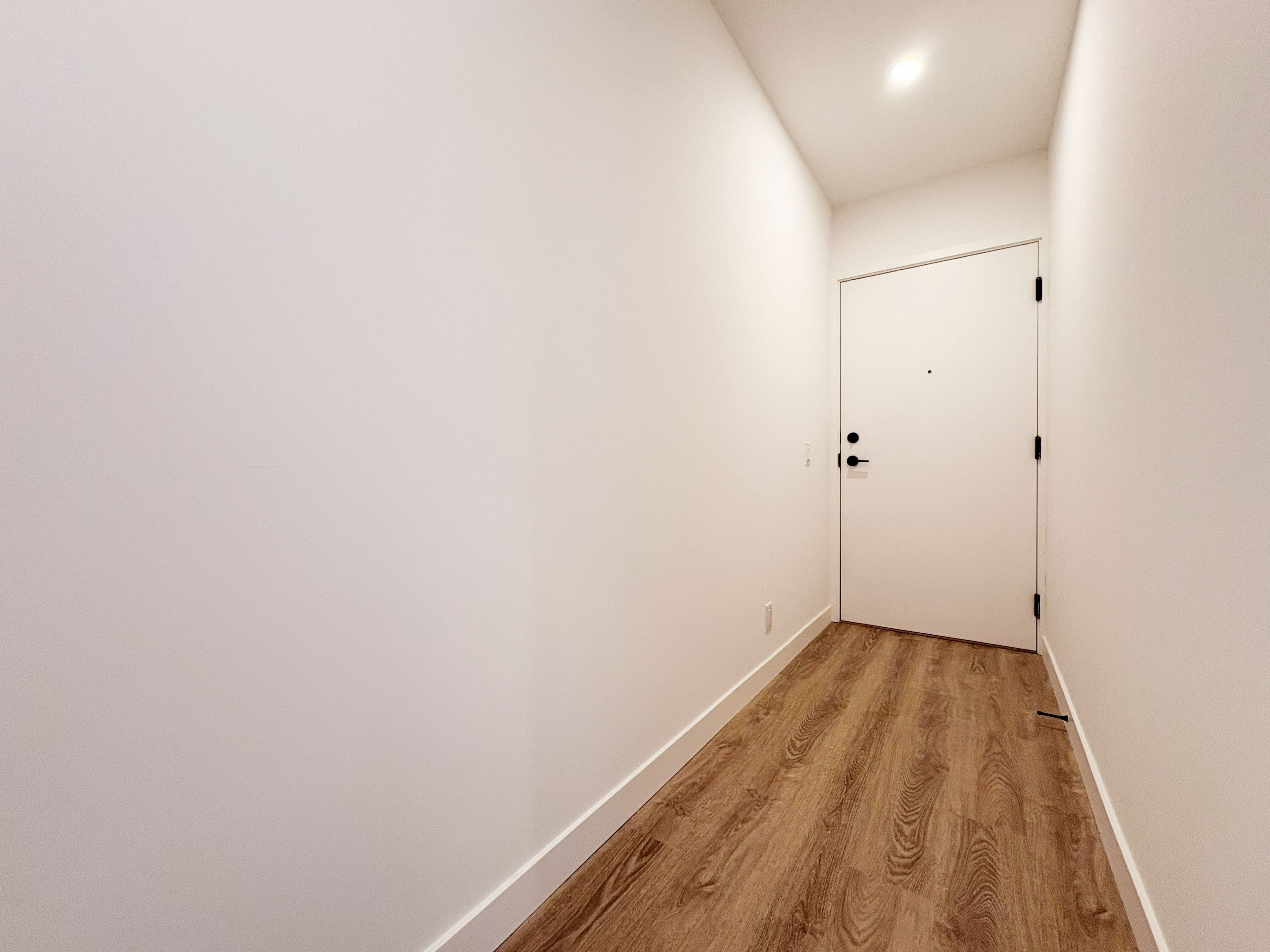 1050 Eastern Avenue 1705, Toronto E02, ON M4L 0B7