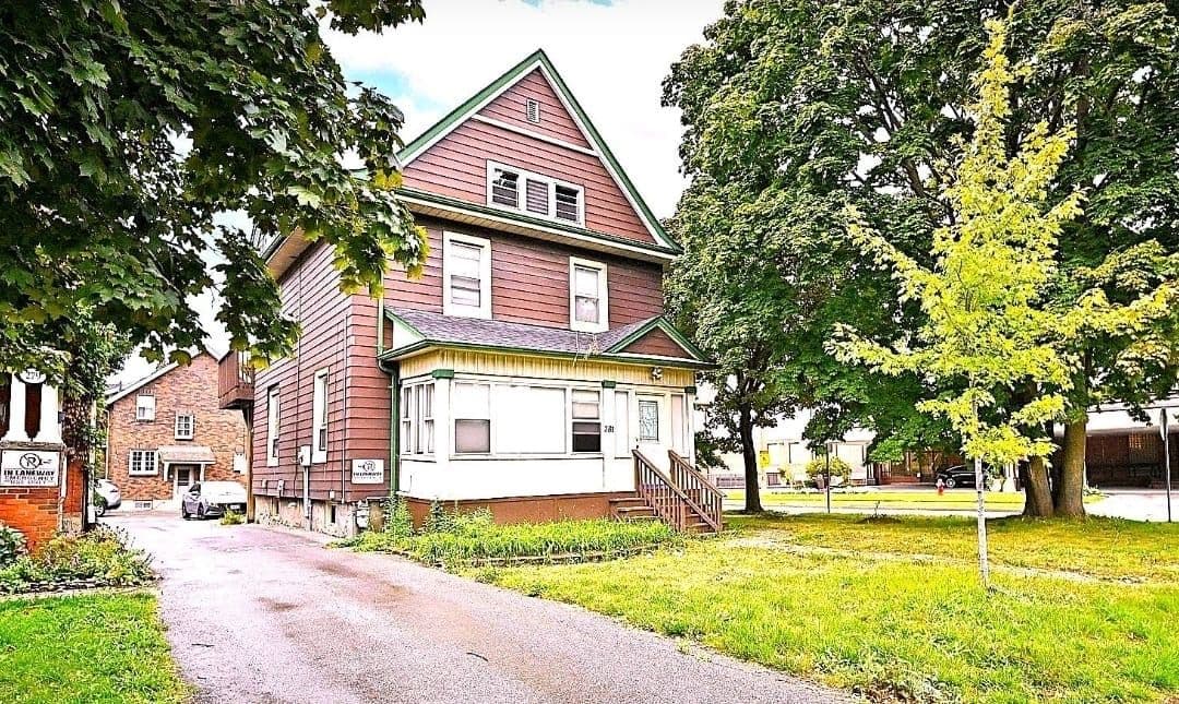 281 Main Street N, Brampton, ON L6X 1N4