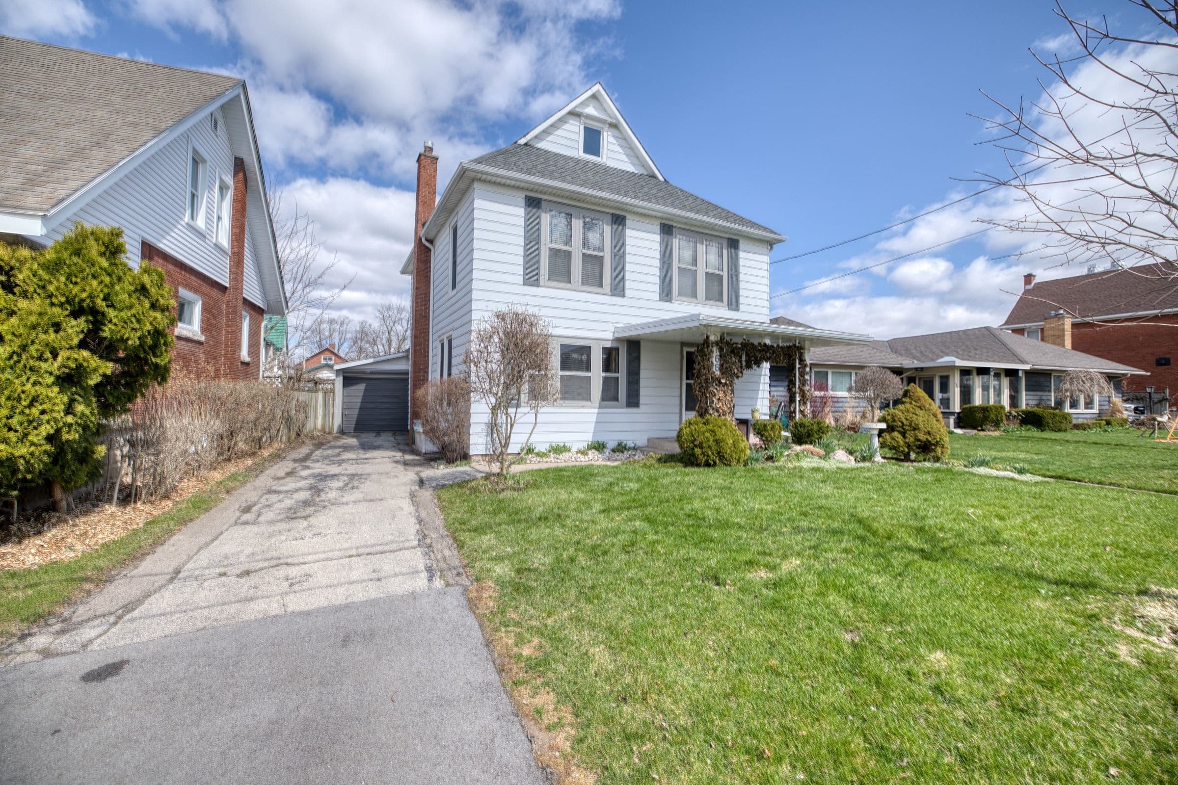 66 Bald Street, Welland, ON L3C 5B9