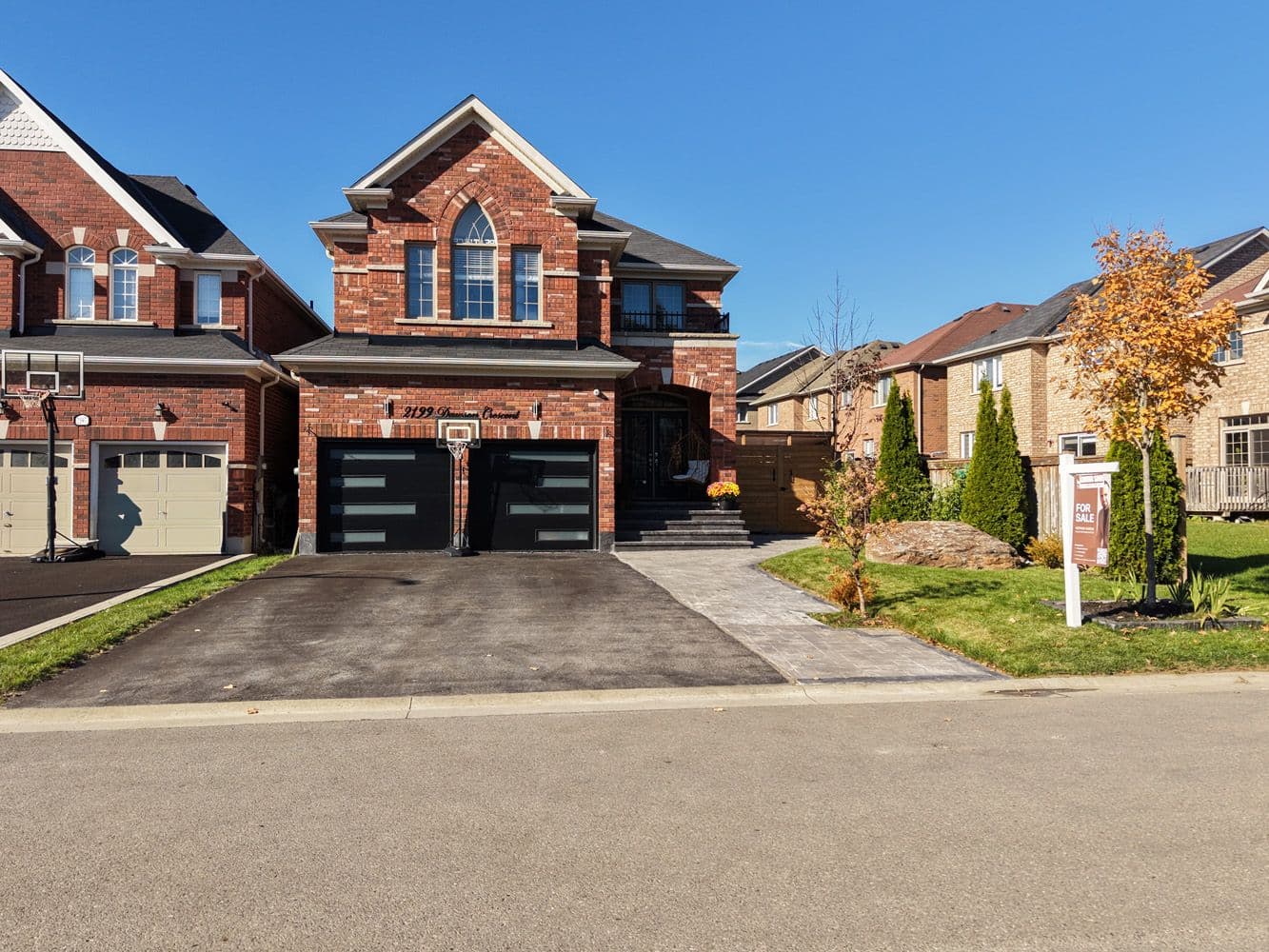 2199 Dawson Crescent, Innisfil, ON L9S 0G9