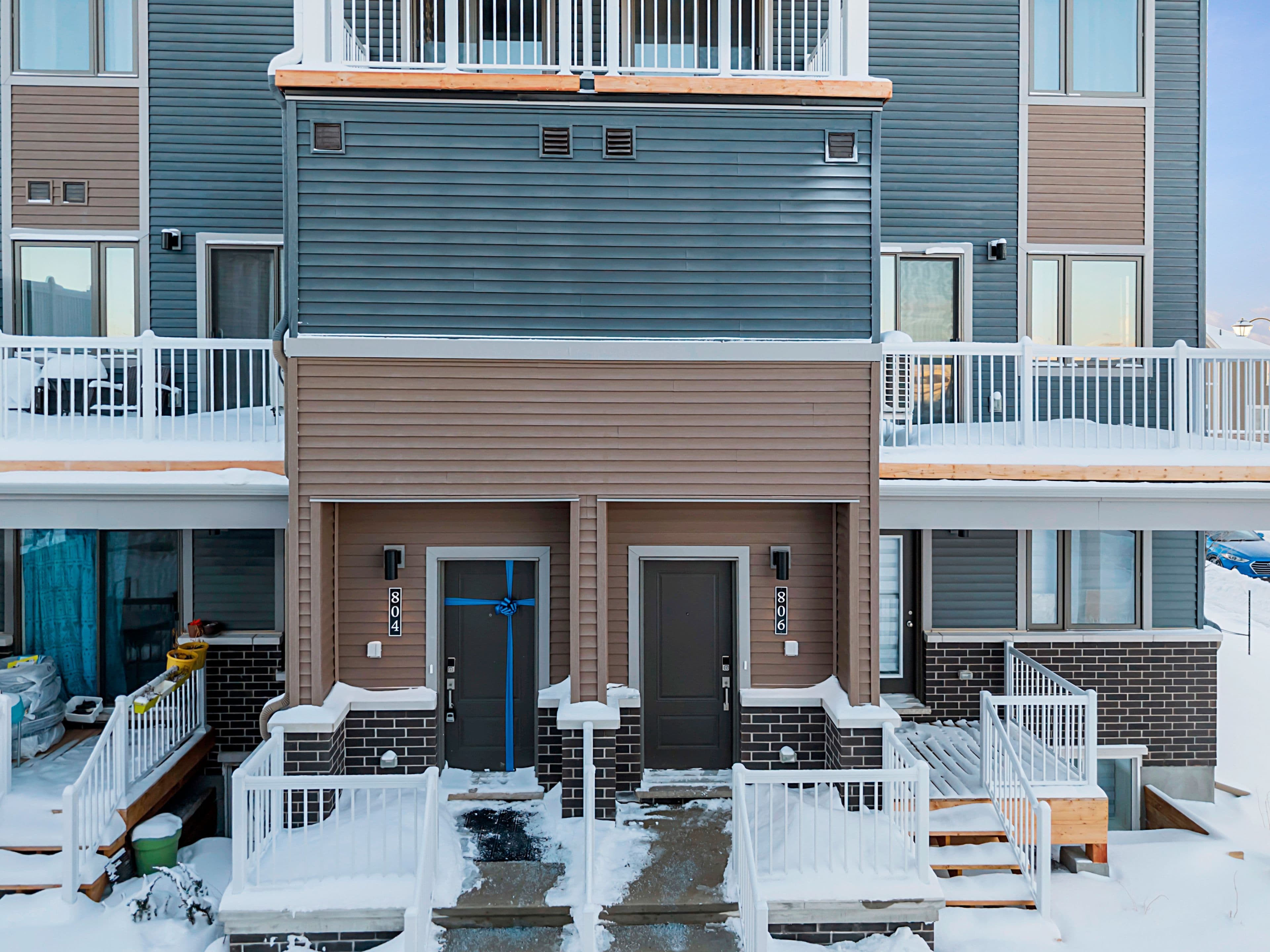 804 Parnian Private, Barrhaven, ON K2J 7K6