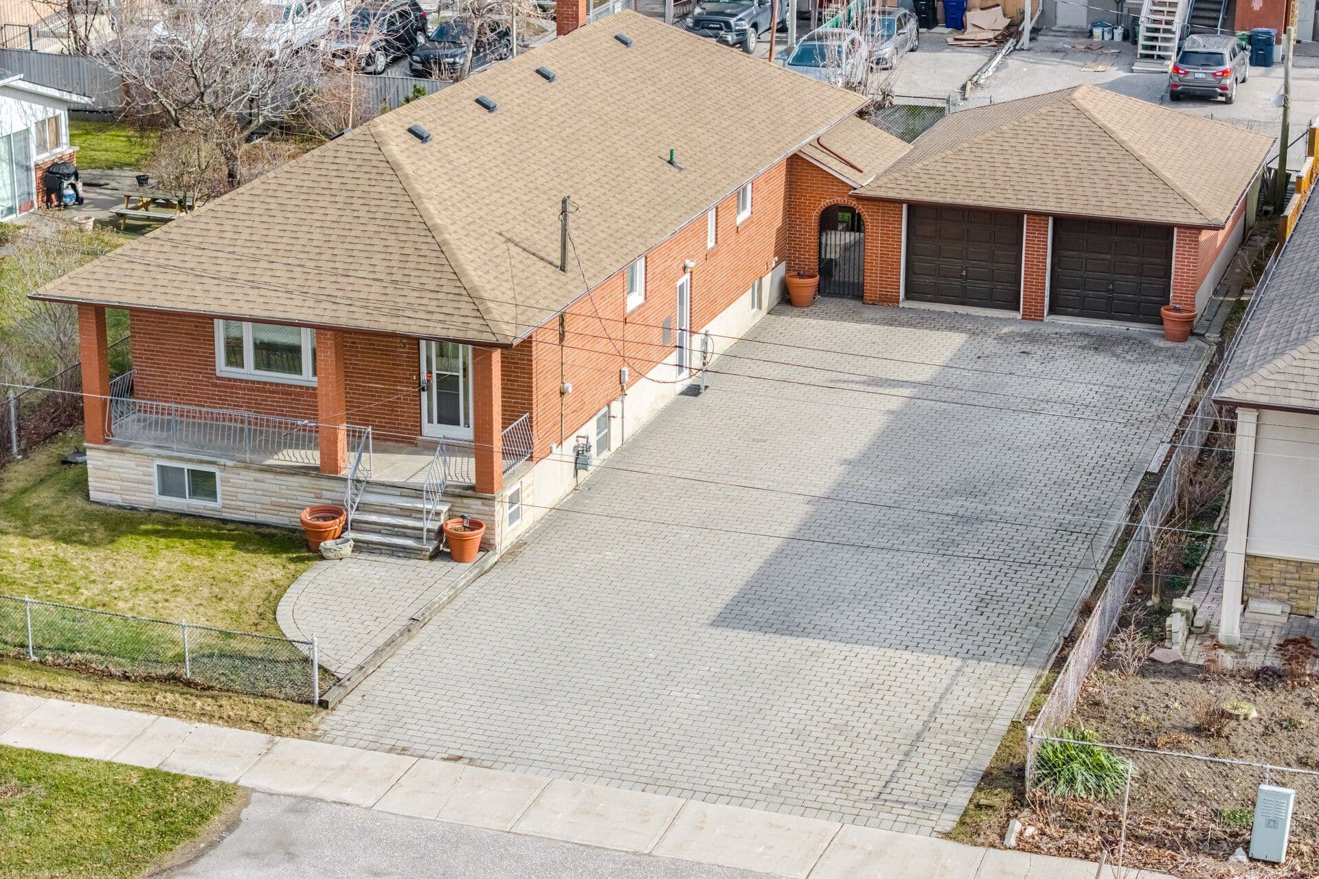 5 Rosewood Avenue, Toronto W07, ON M8Z 1X3