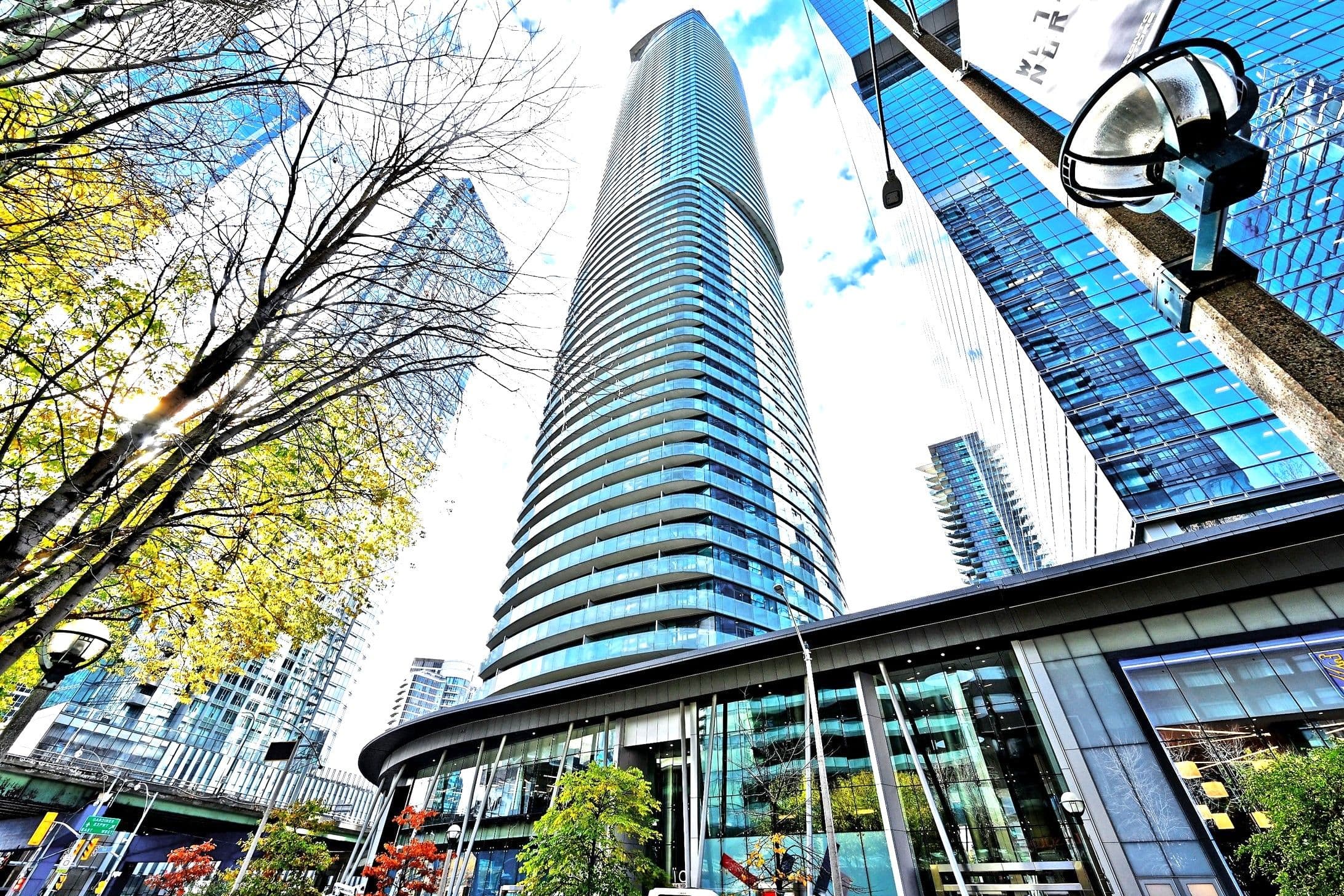 12 York Street 2801, Toronto C01, ON M5J 0A9