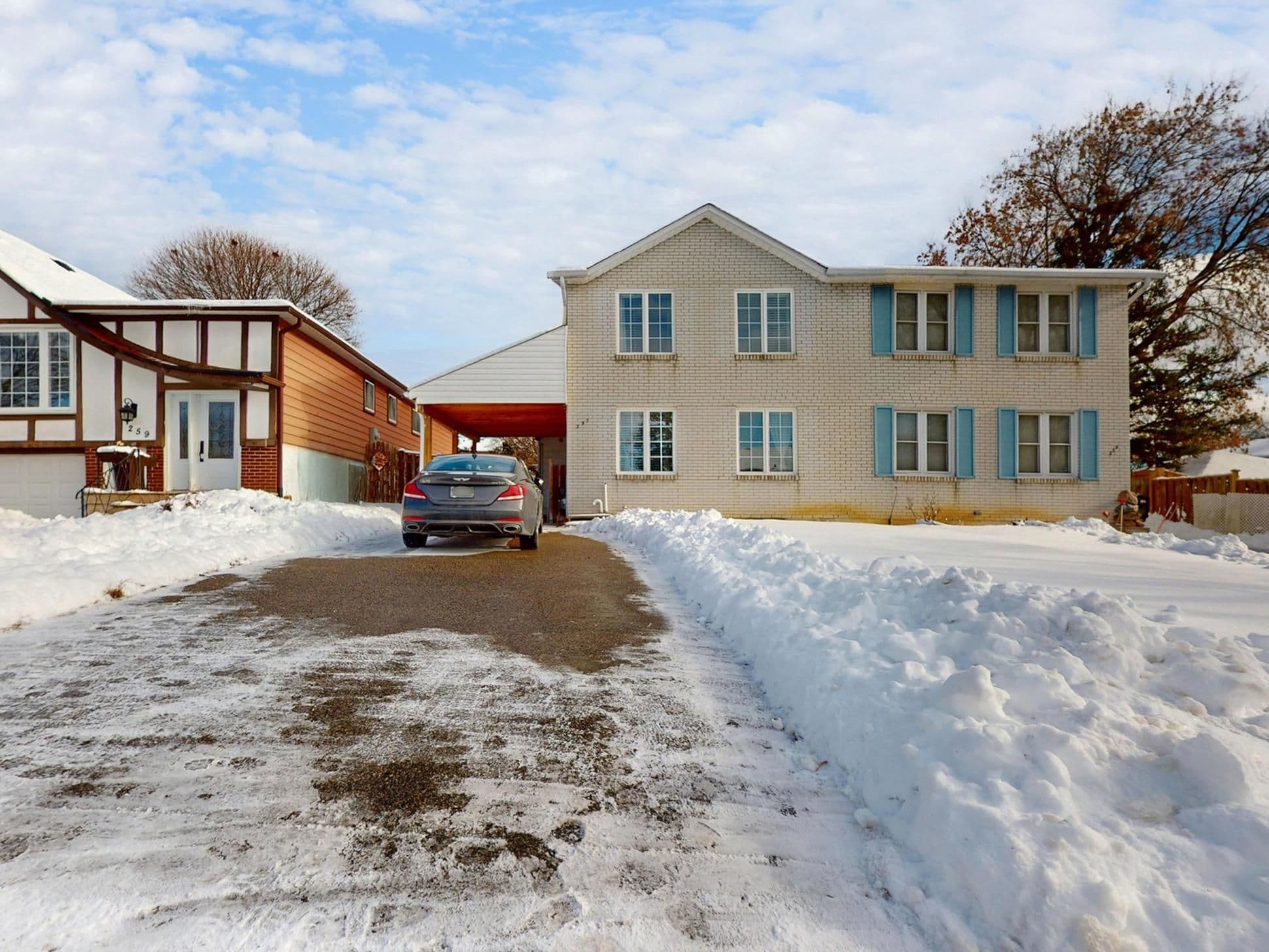 257 Cherokee Boulevard, Toronto C15, ON M2H 2J9