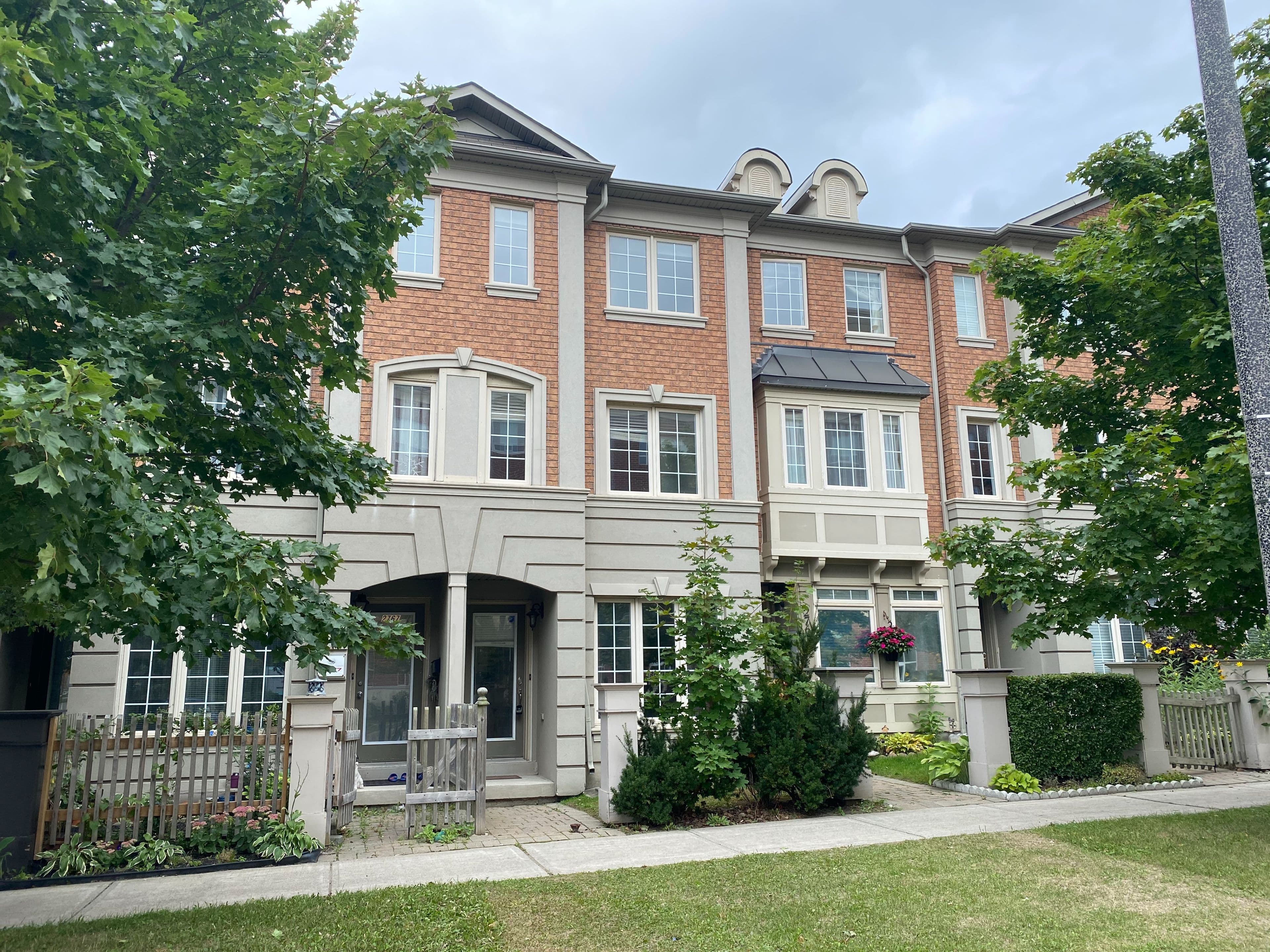 2765 Bur Oak Avenue, Markham, ON L6B 1C8