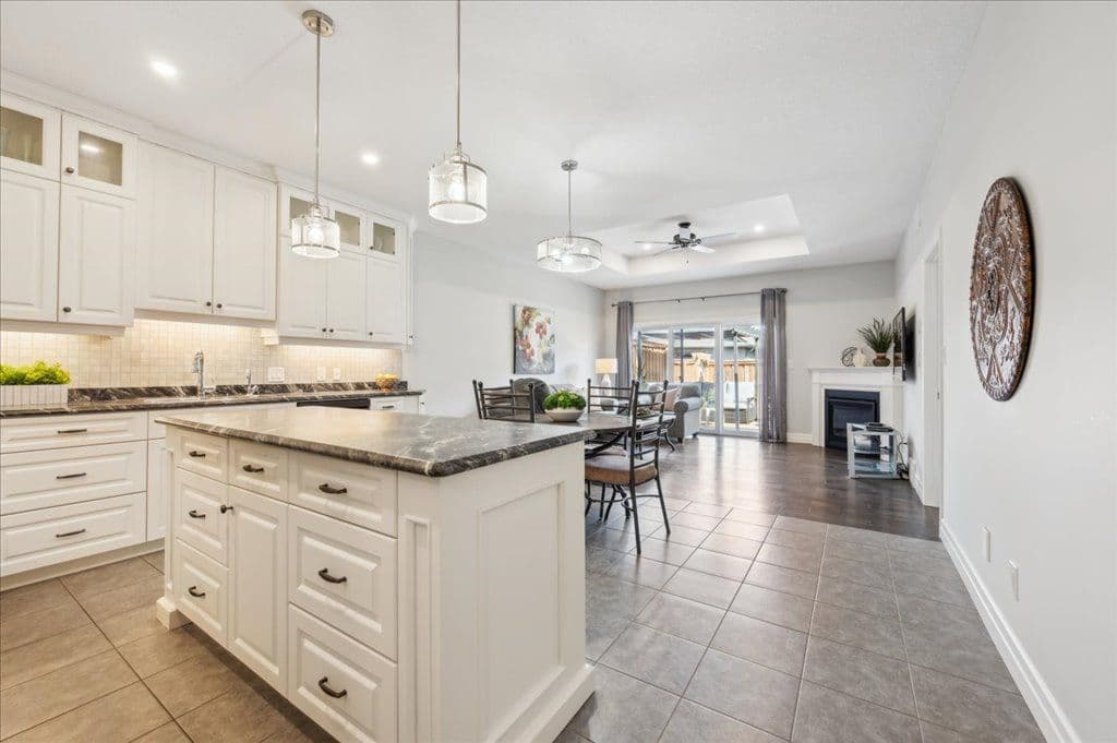 28 Bur Oak Drive, Woolwich, ON N3B 0C6