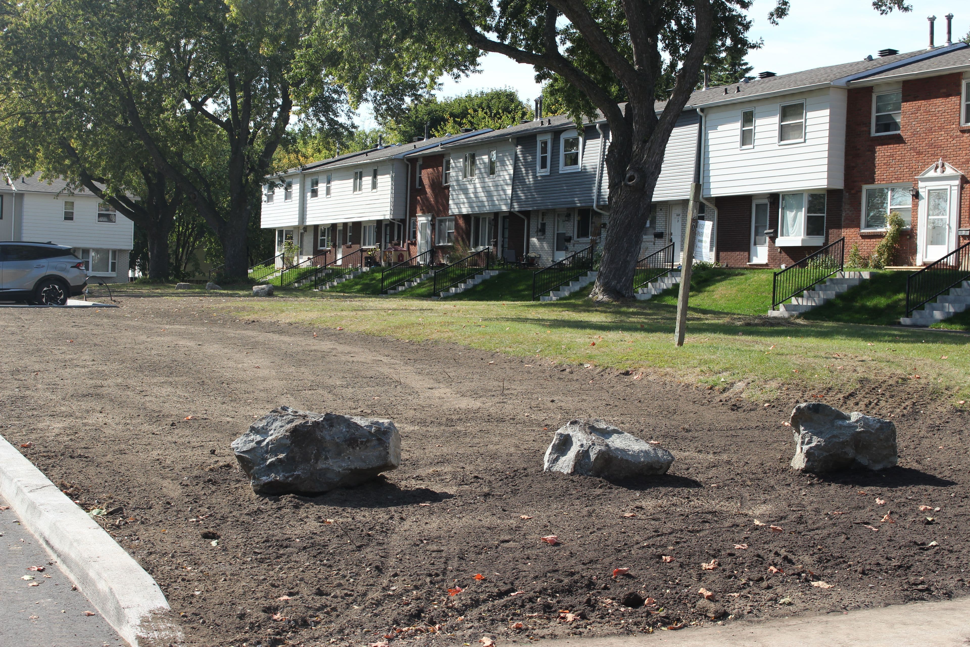 662 Hochelaga Street, Overbrook - Castleheights and Area, ON K1K 2E9