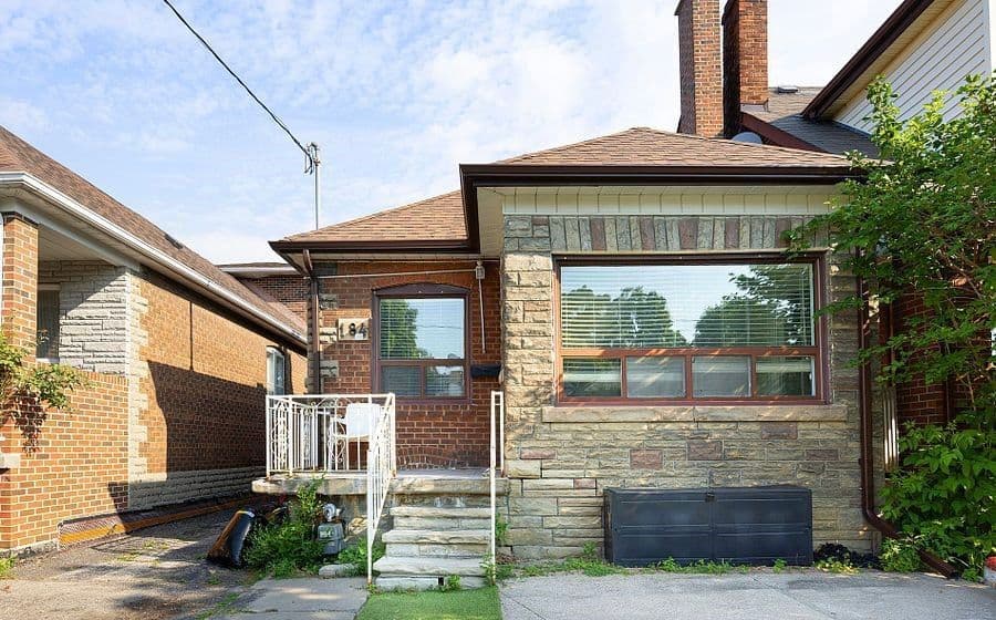 184 Livingstone Avenue (Main Floor), Toronto W04, ON M6E 2M1