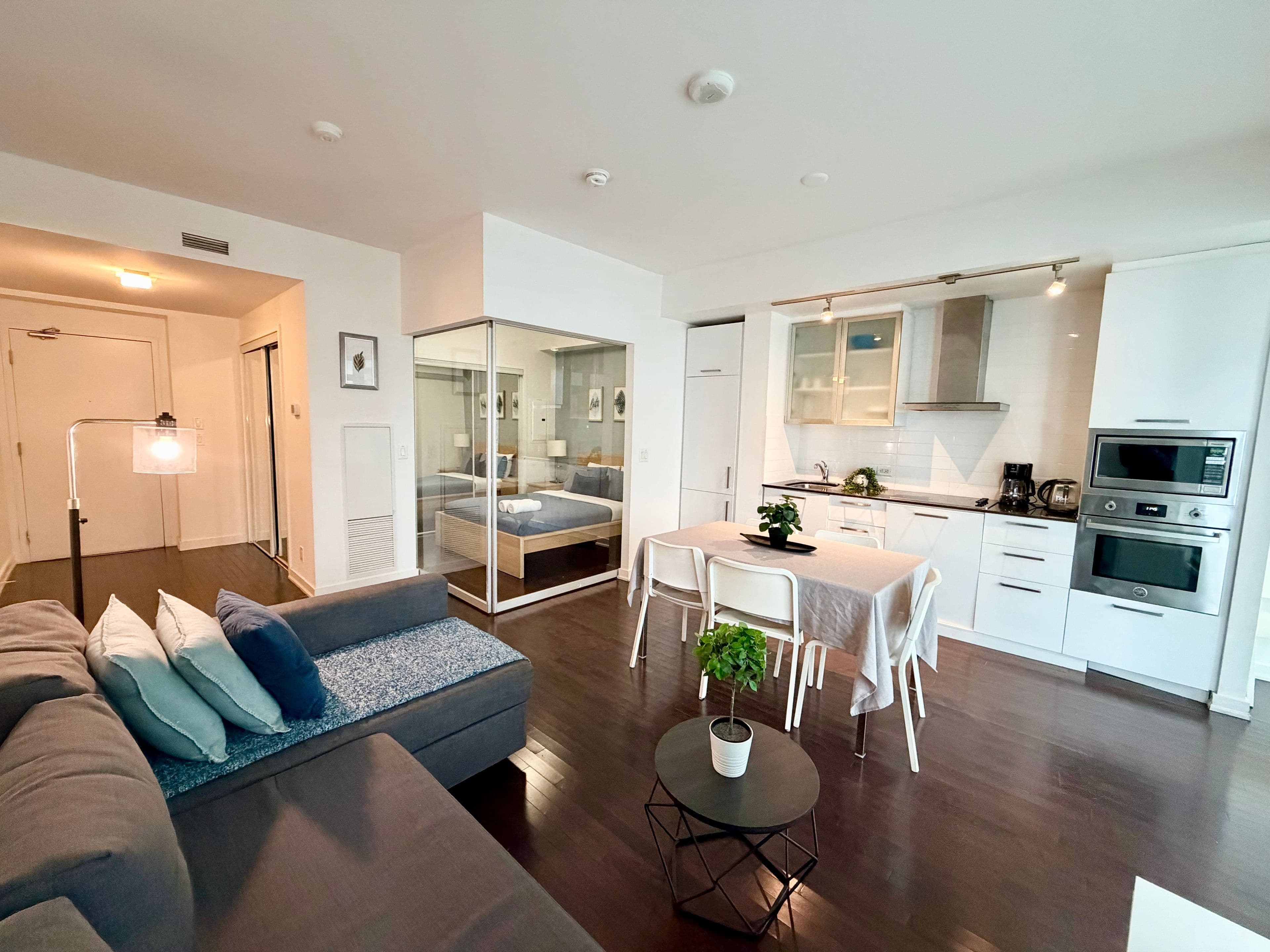 14 York Street 1501, Toronto C01, ON M5J 0B1