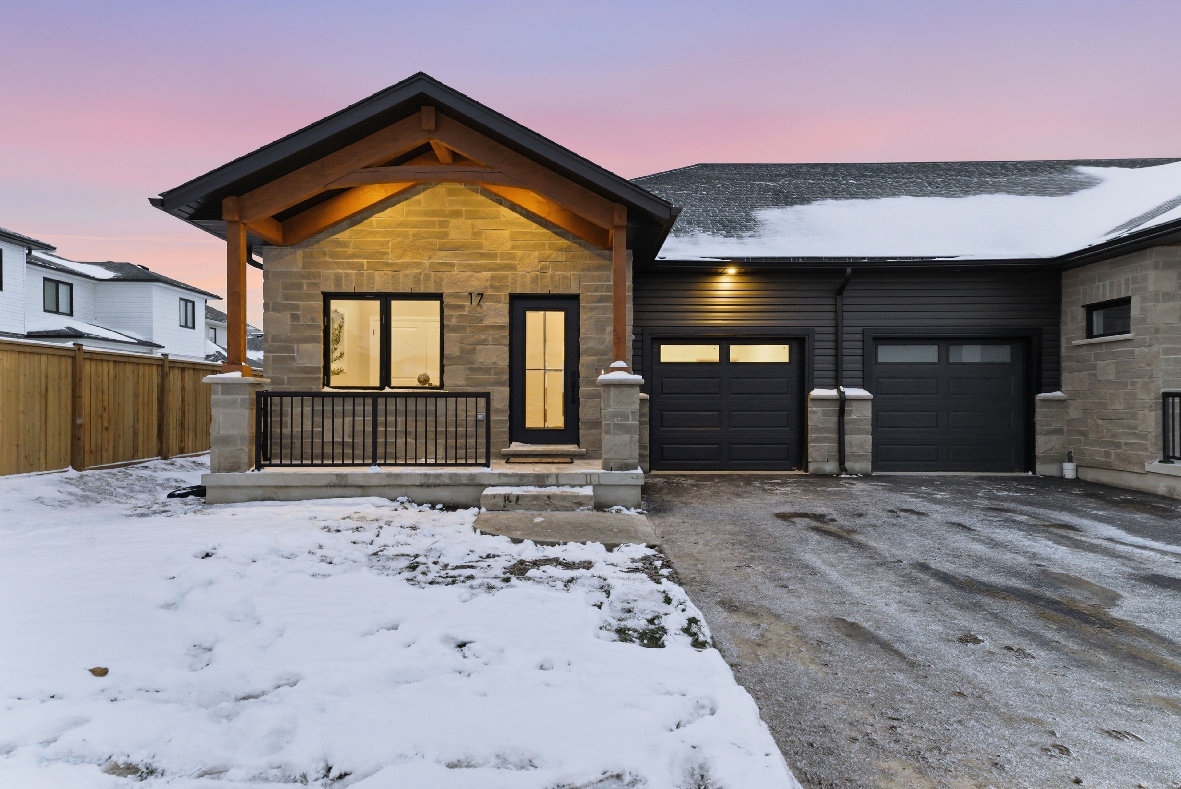 29 Weymouth Street 17, Woolwich, ON N3B 0G3