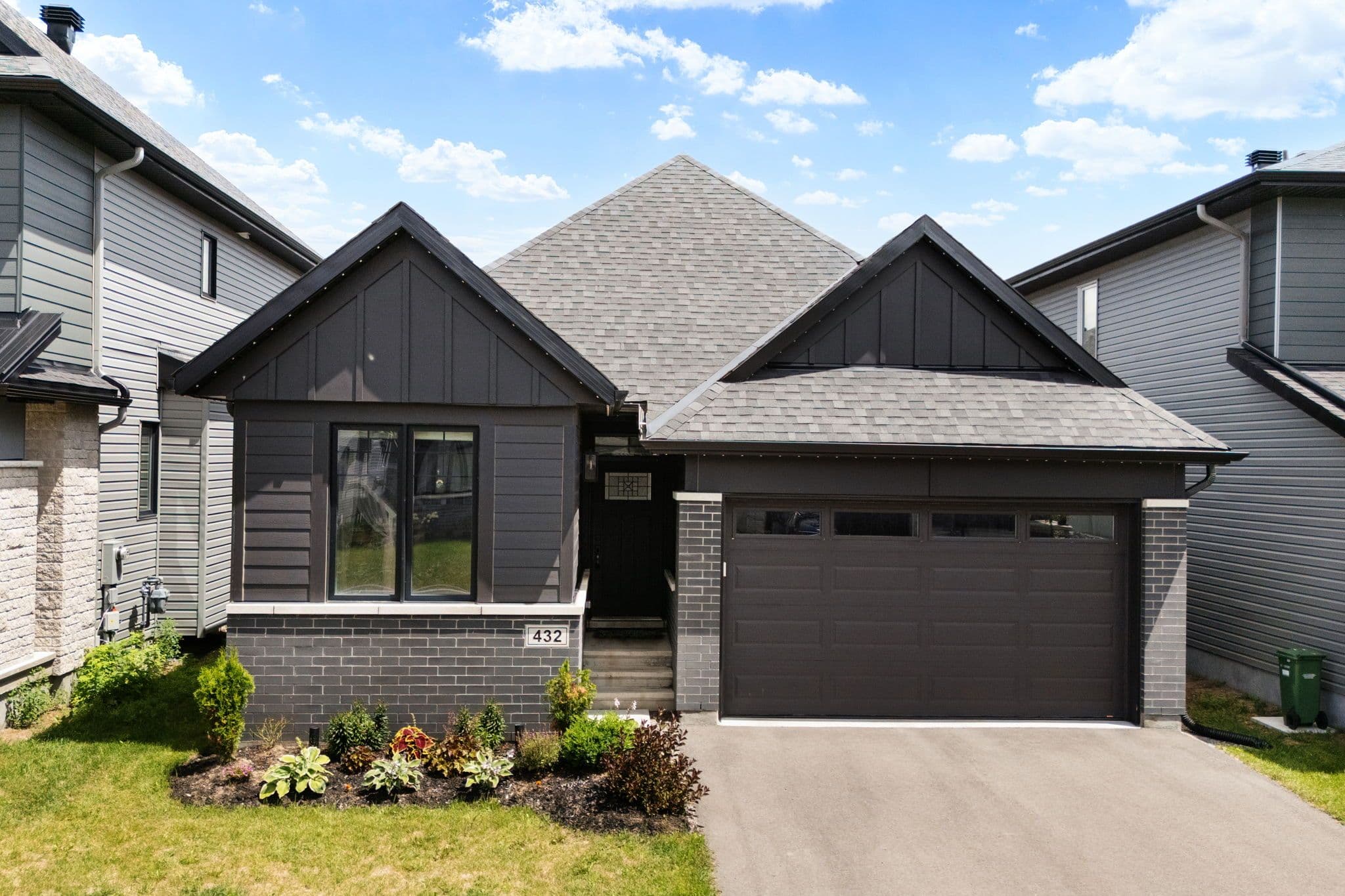 432 Gidran Circle, Kanata, ON K2V 0P5