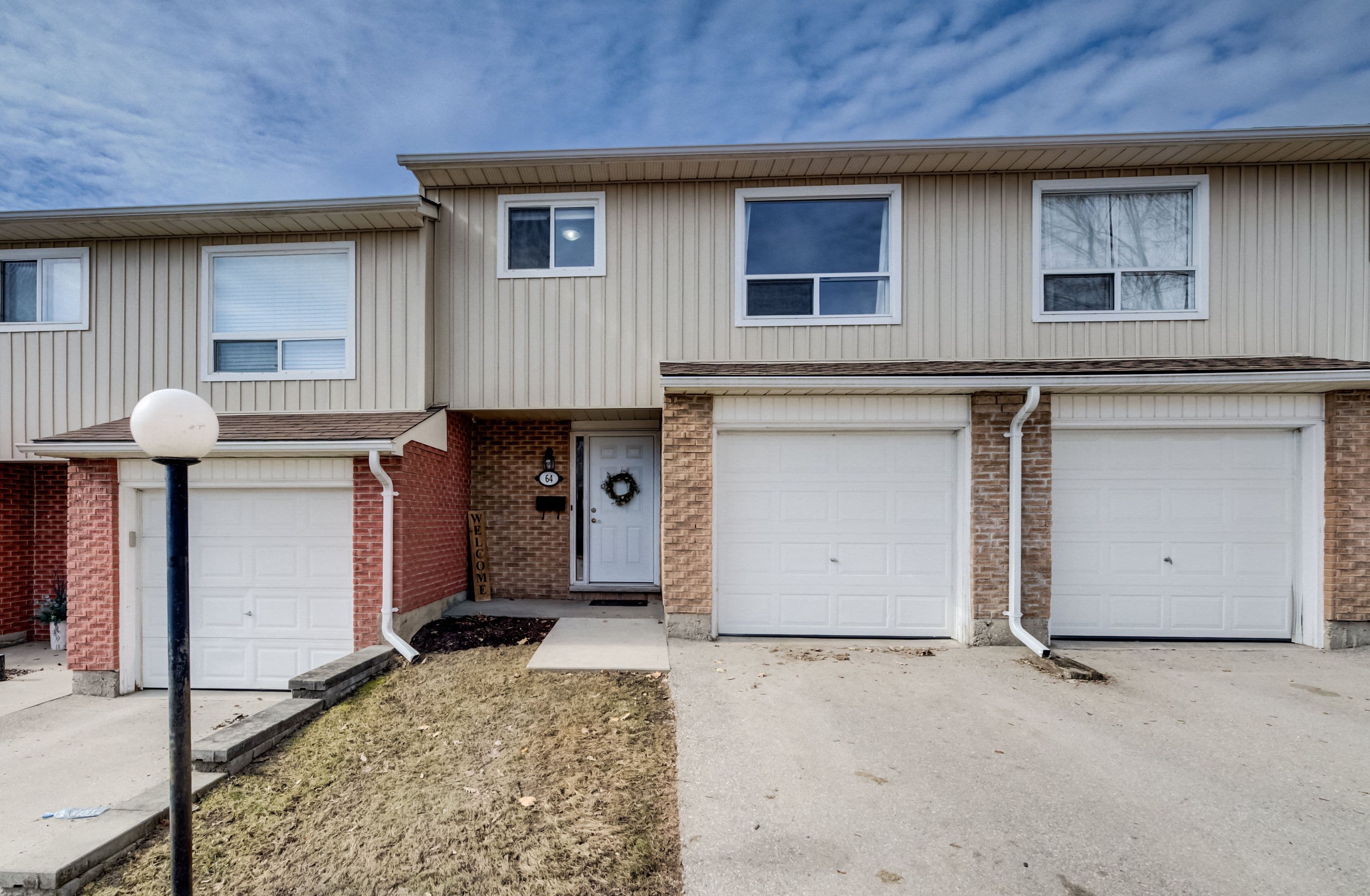 279 Bluevale Street N 64, Waterloo, ON N2J 4L8