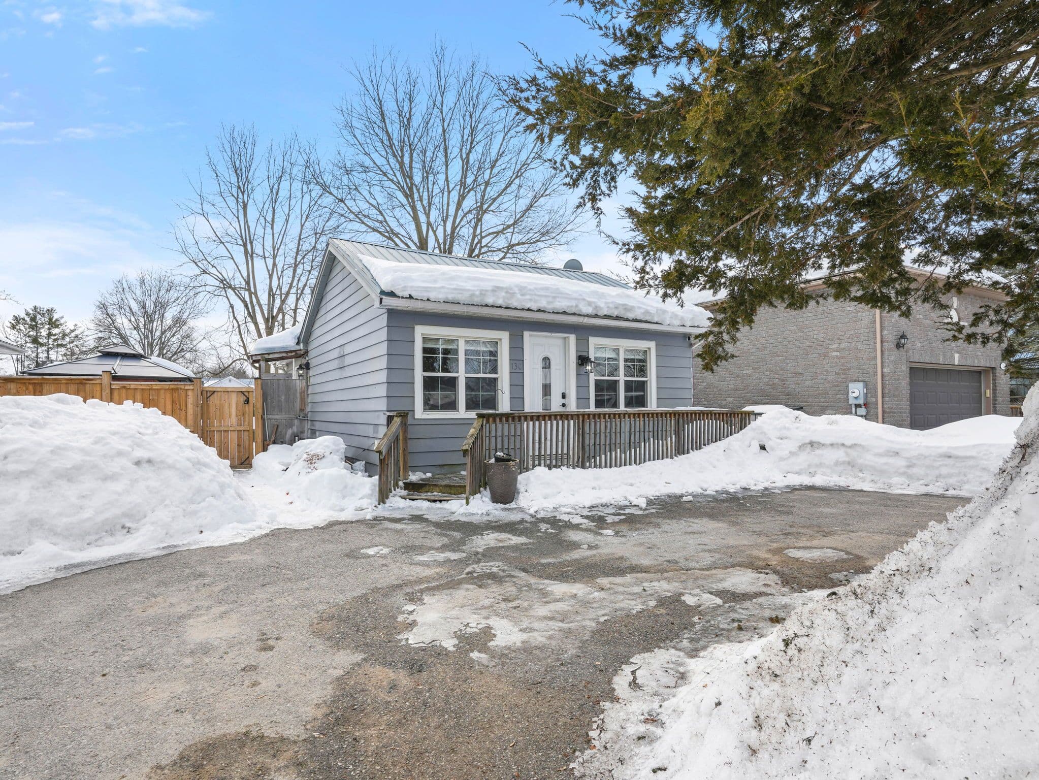 130 Simcoe Street, Essa, ON L0M 1B0