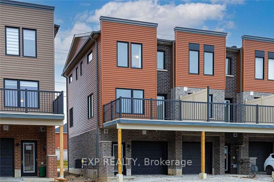 111 Fairlane Avenue, Barrie, ON L9J 0M5