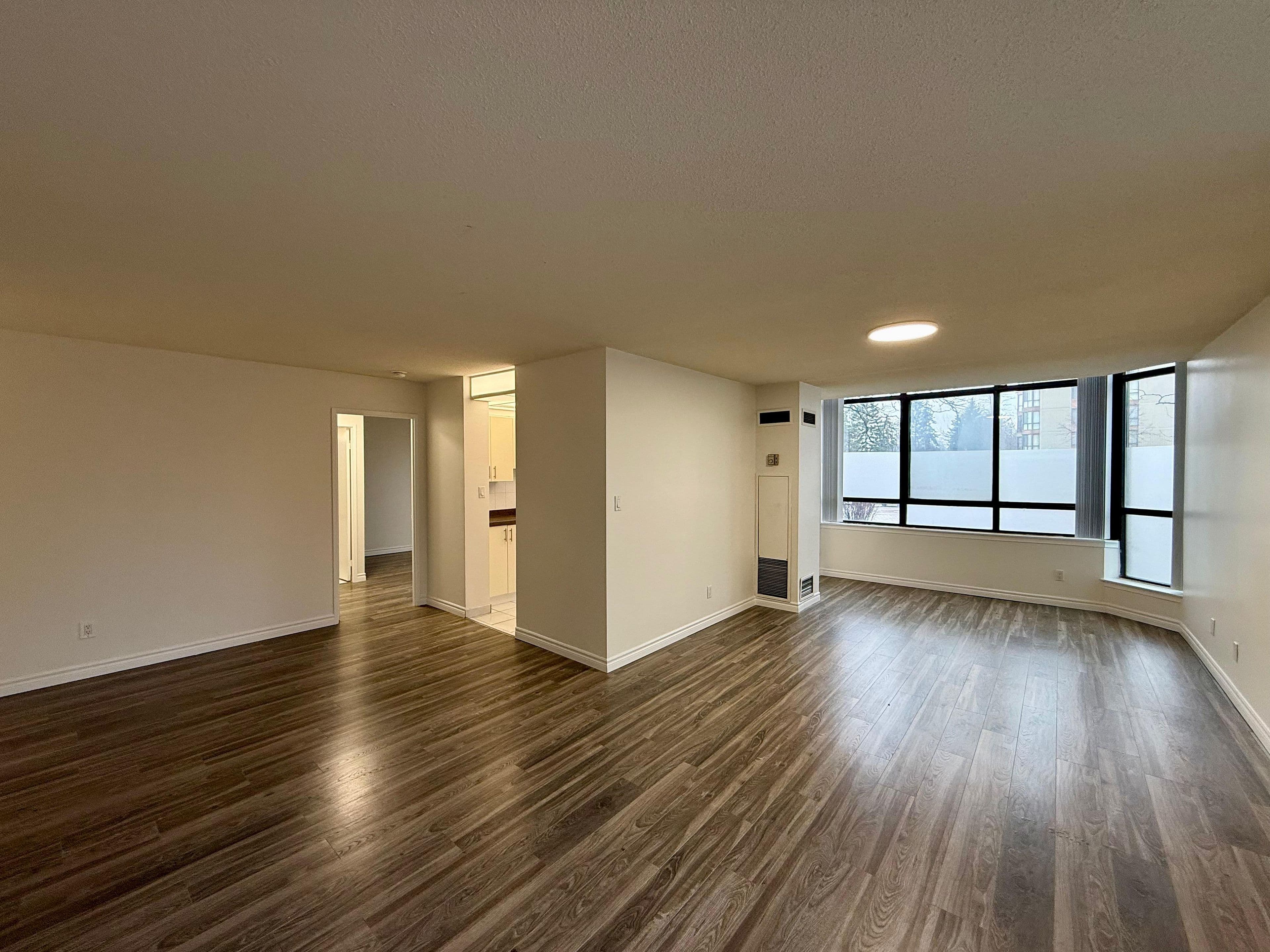 25 Bamburgh Circle 135, Toronto E05, ON M1W 3W2