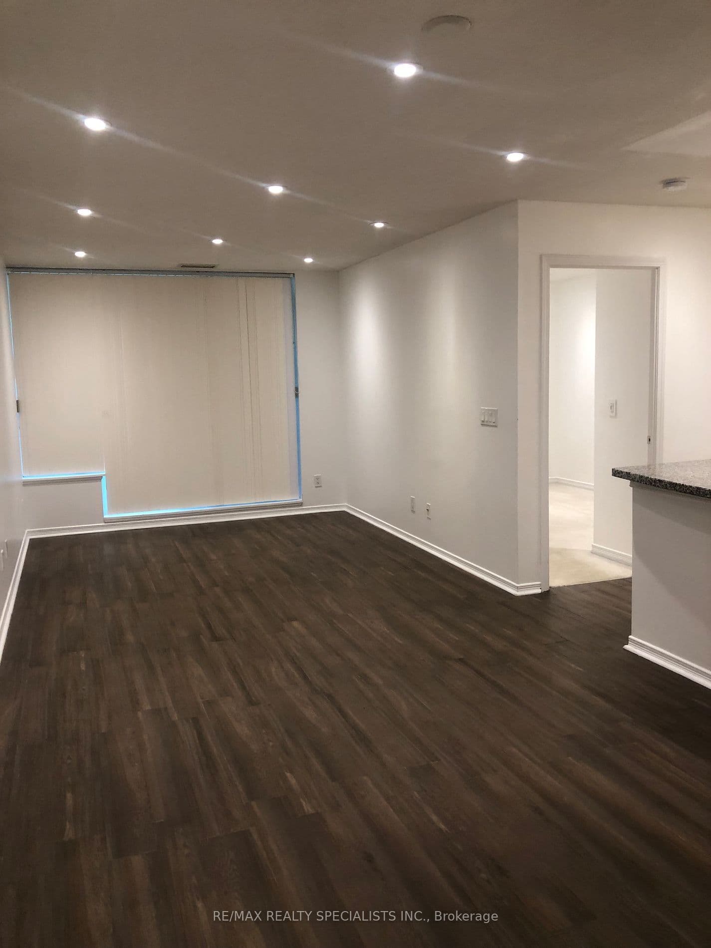 4889 Kimbermount Avenue 111, Mississauga, ON L5M 7R9