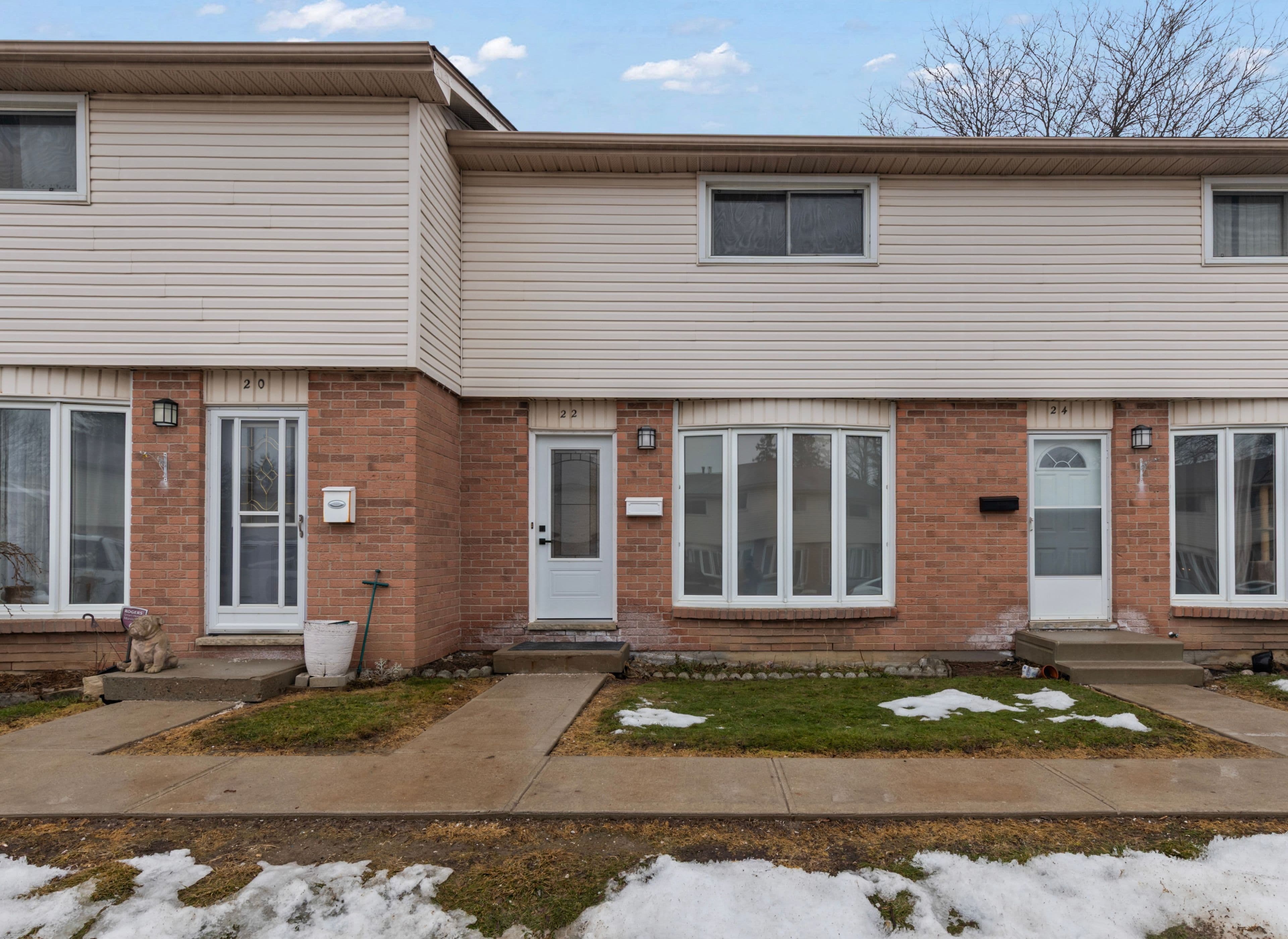 700 Exeter Road 22, London South, ON N6E 1L2