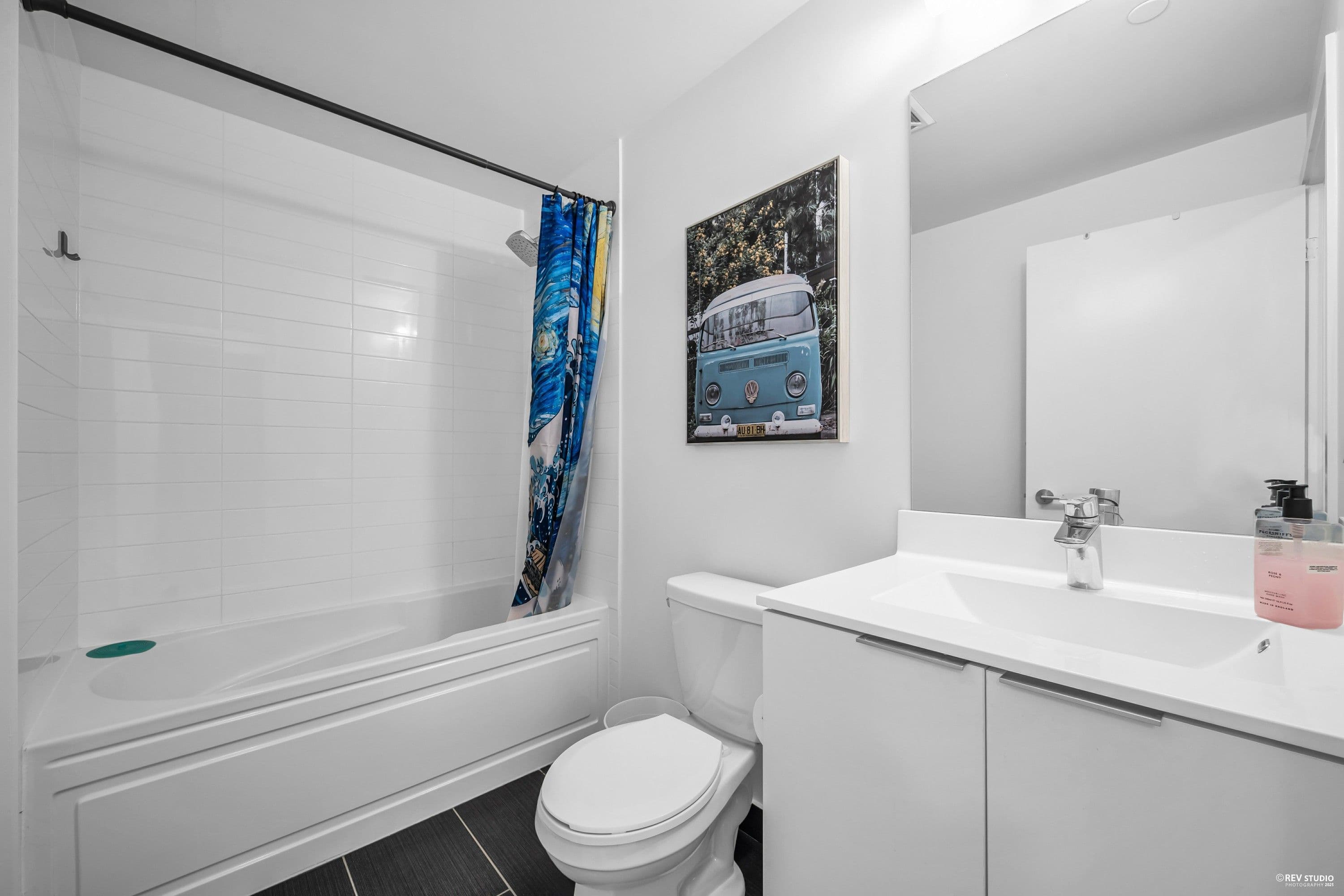 30 shore breeze Drive 5910, Toronto W06, ON M8V 0J1