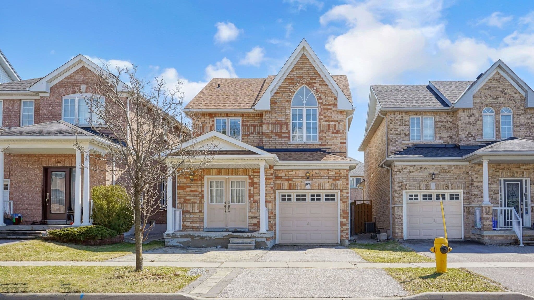 87 Peshawar Avenue, Markham, ON L3R 9V3