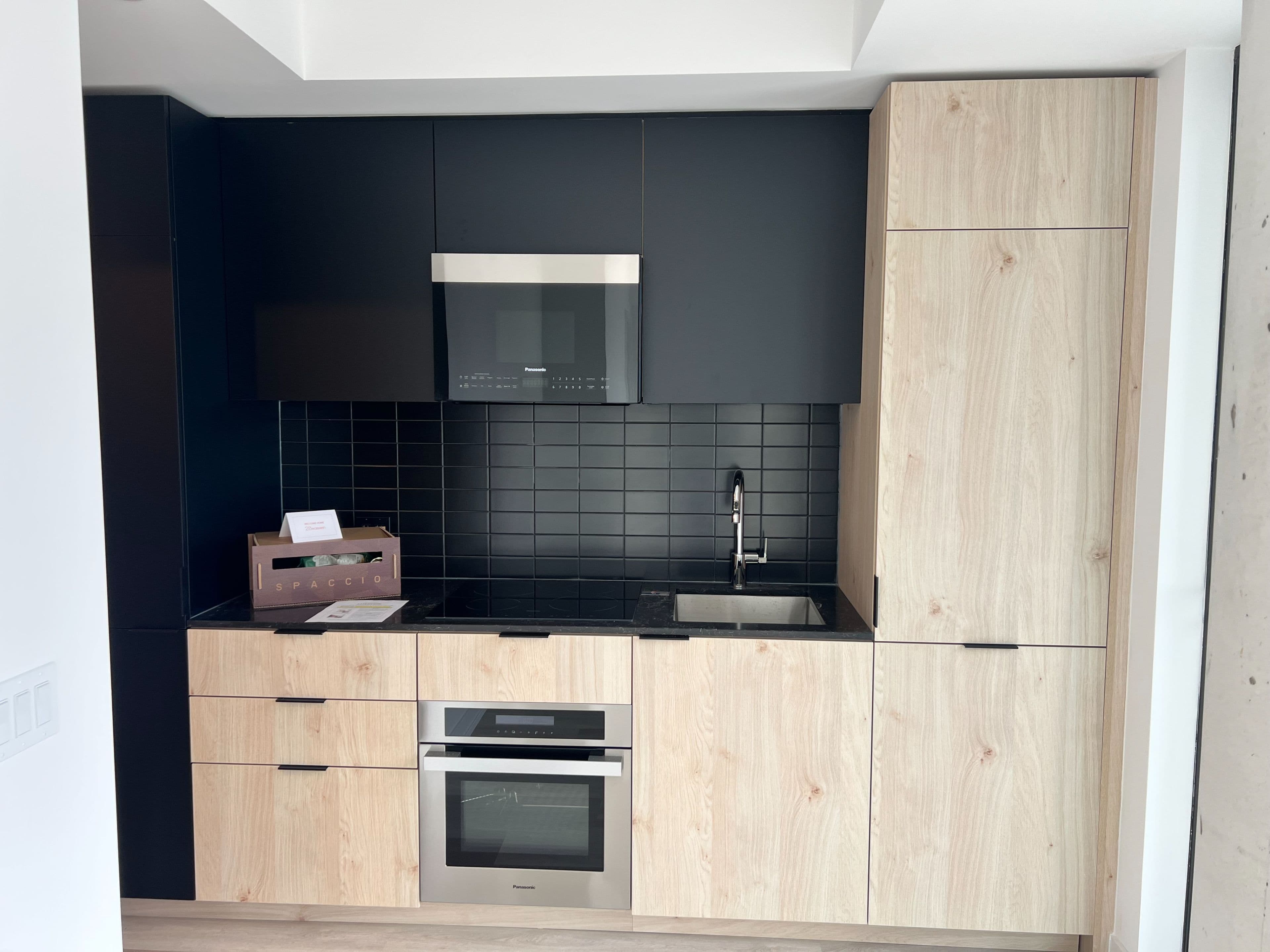 28 Eastern Avenue 524, Toronto C08, ON M5A 0Y2