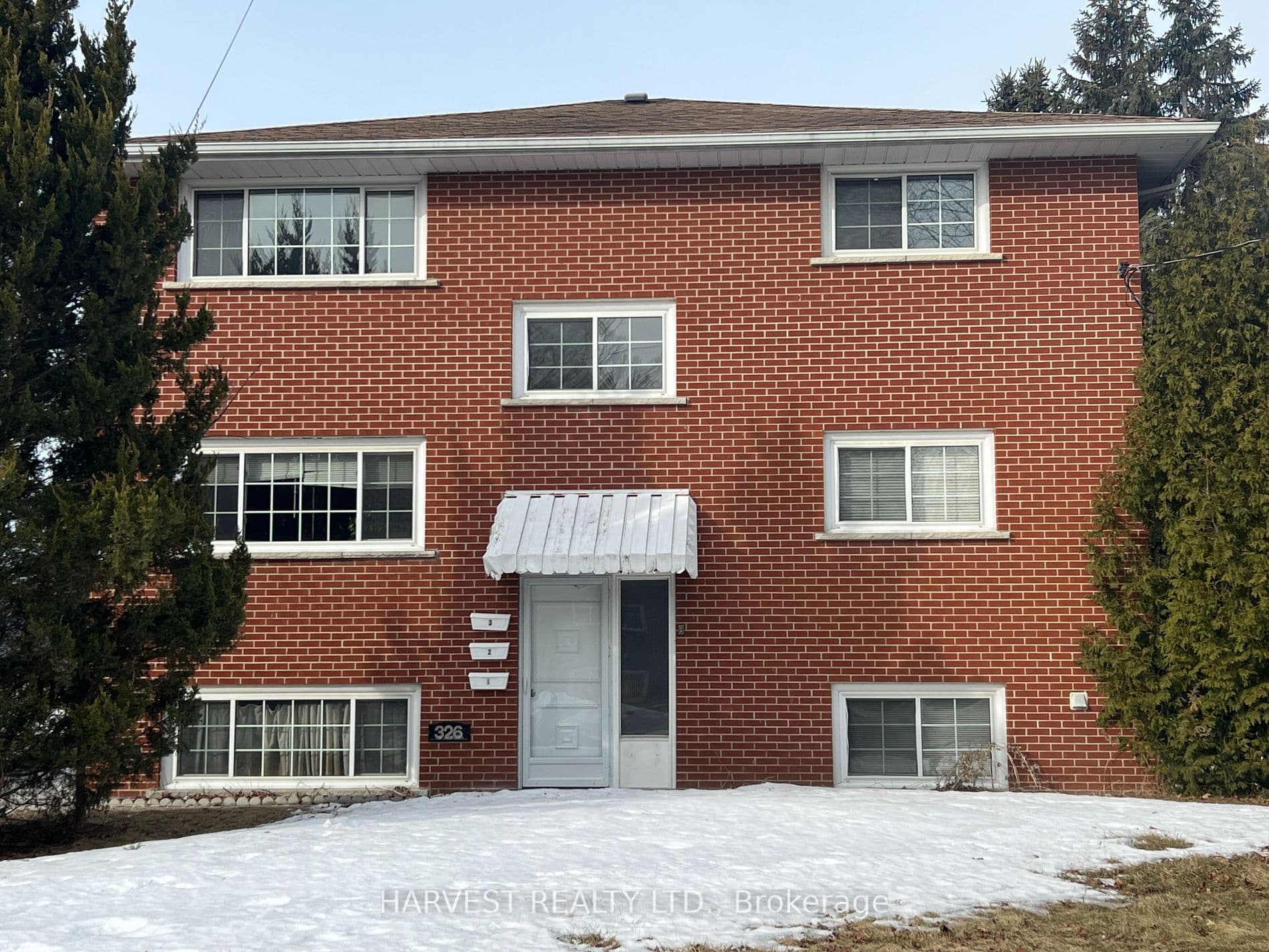 326 Surrey Drive, Oshawa, ON L1G 6H1