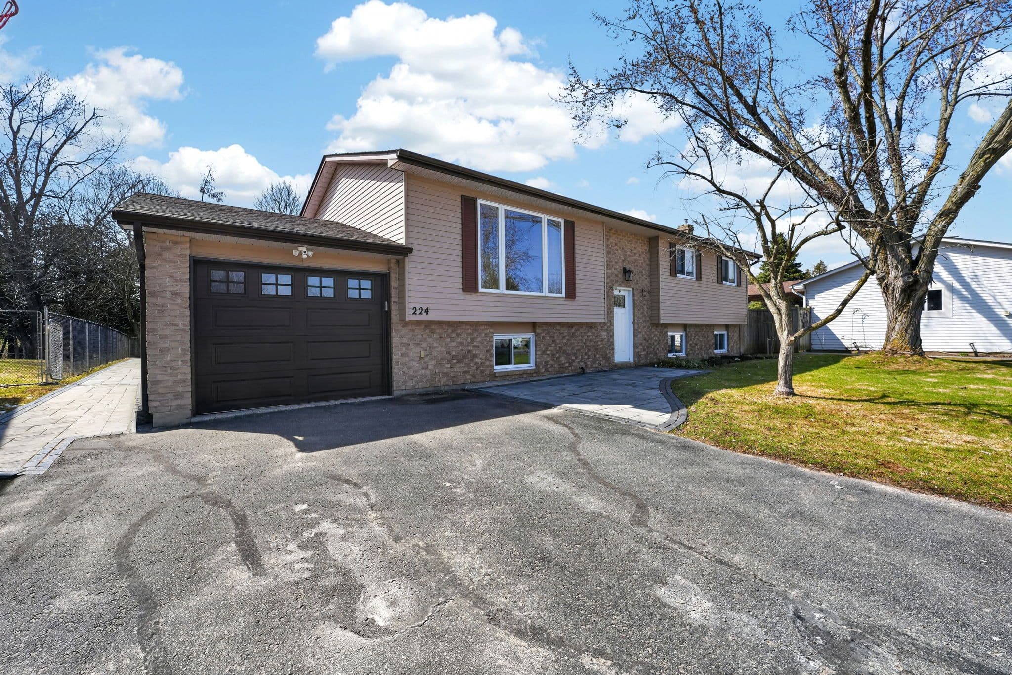 224 Thornton Avenue, Essa, ON L0L 2N0