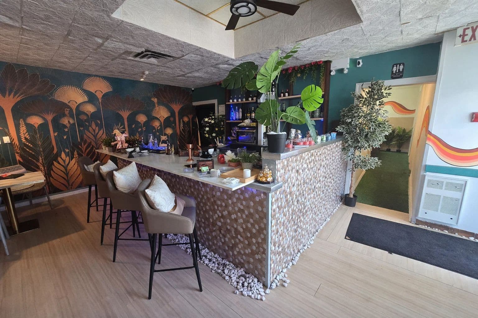 369 Keele Street, Toronto W02, ON M6P 1Y9