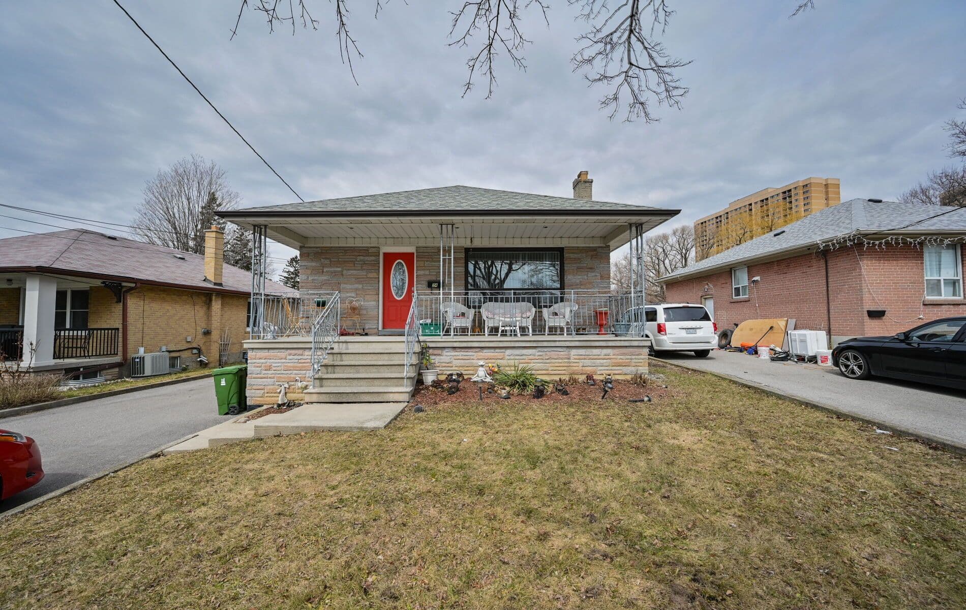 24 Loney Avenue Lower Level, Toronto W05, ON M3L 1E9