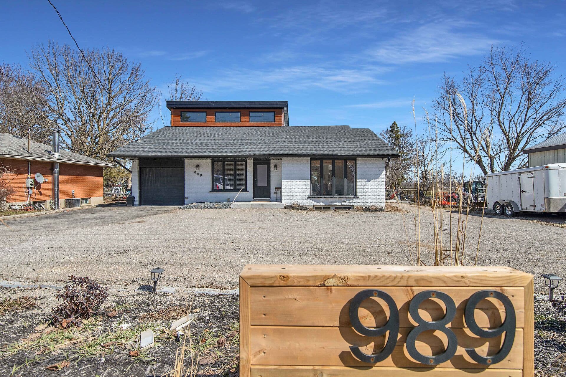 989 Northfield Drive E, Woolwich, ON N0B 1N0