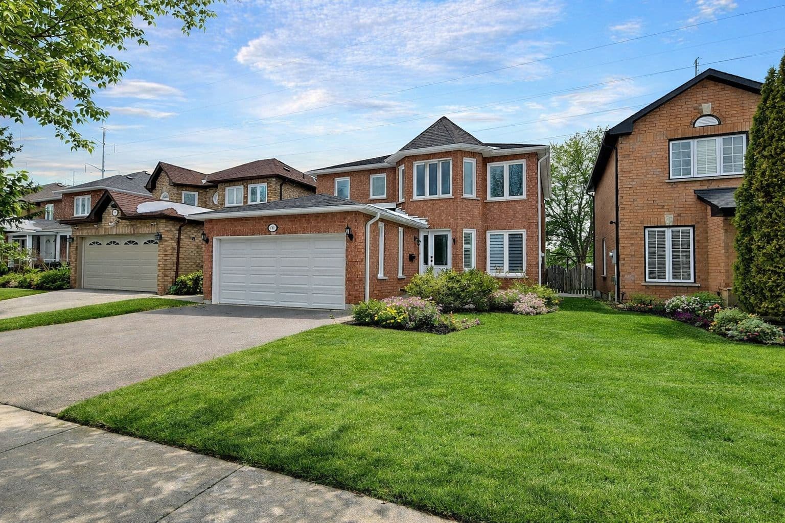 111 Dali Crescent, Toronto E11, ON M1B 5Y3