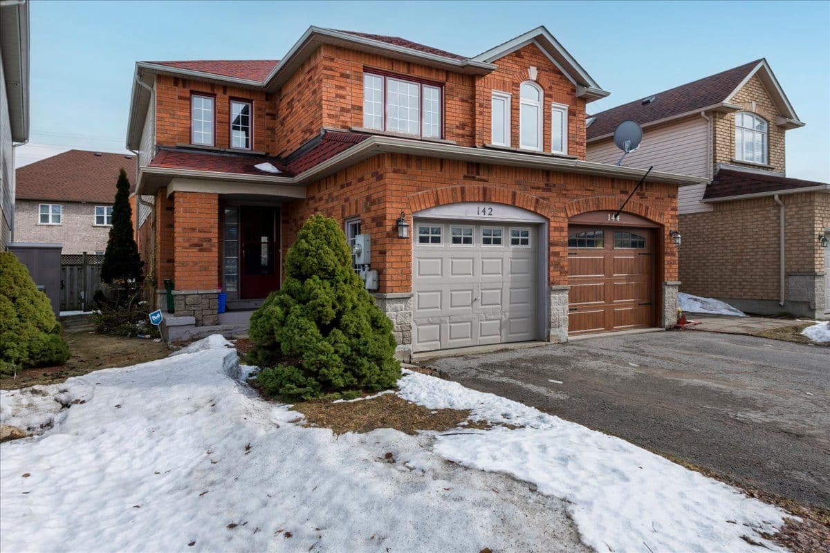 142 Leslie Avenue, Barrie, ON L4N 9P4