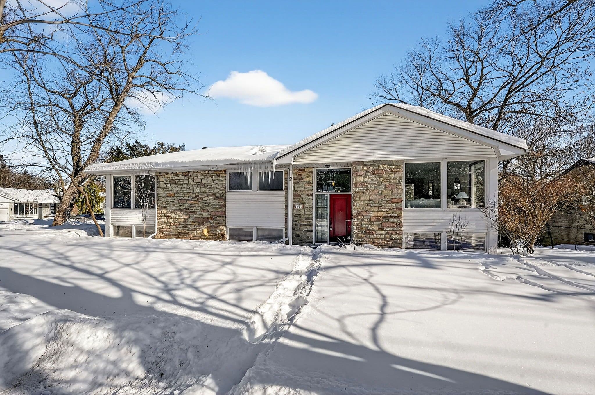 1269 Royal York Road, Toronto W08, ON M9A 4C4